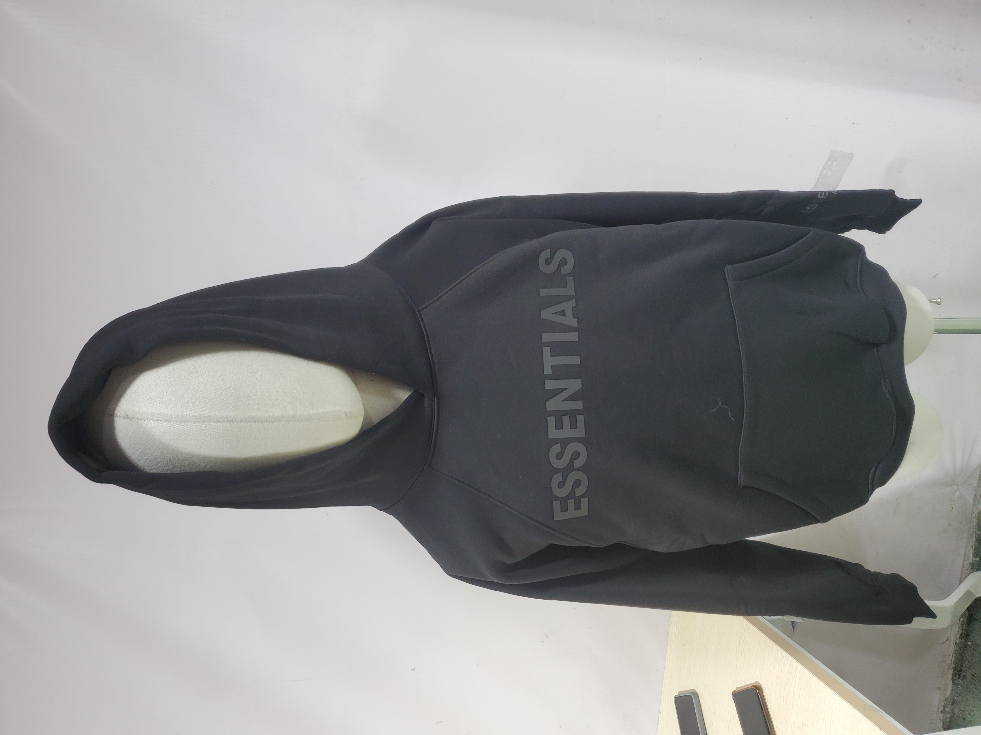  Fear Of God Essentials Pullover Hoodie Applique Logo Black review Obosneaker 00