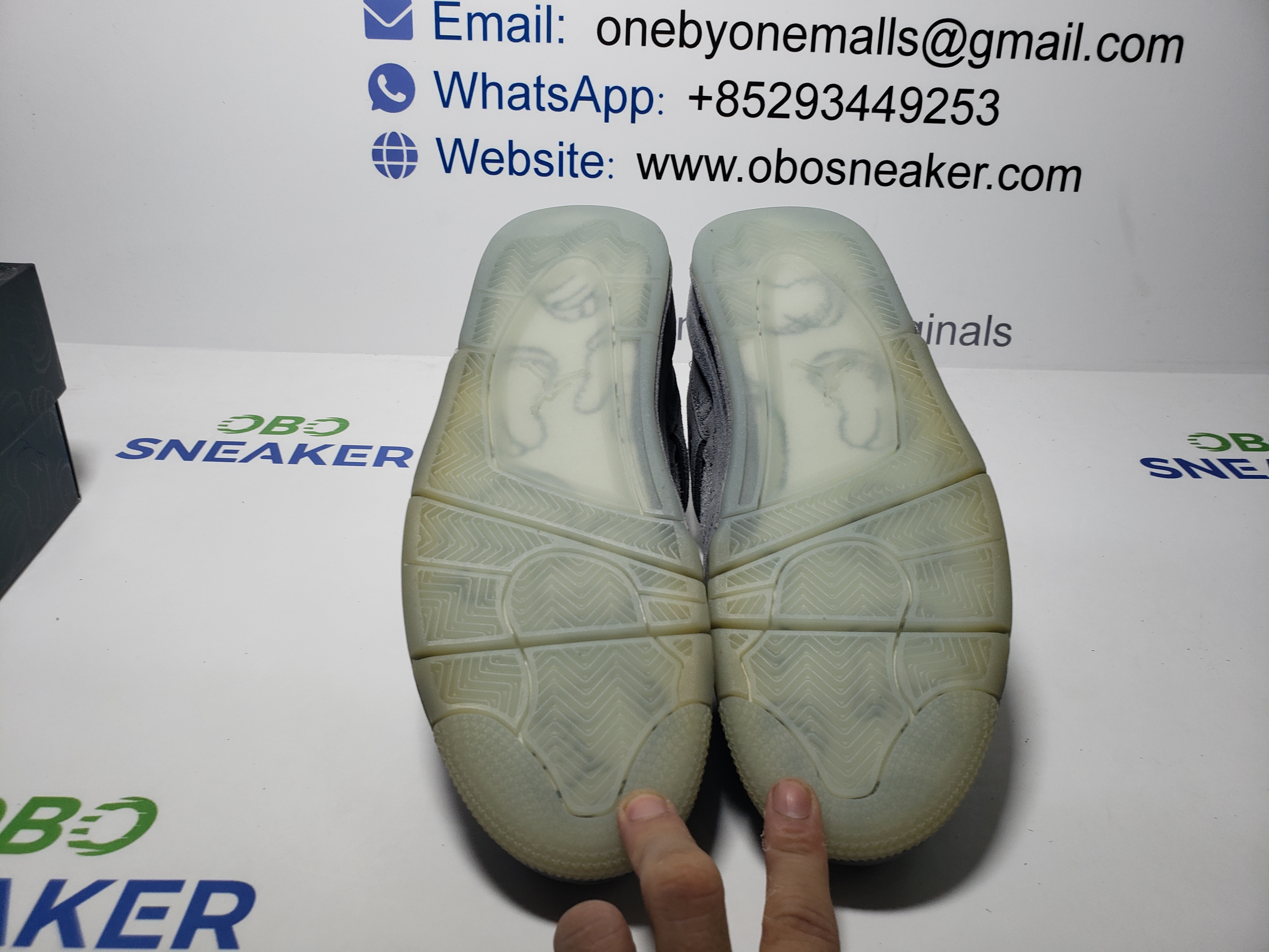 TOP Version Air Jordan 4 Retro Kaws 930155-003  review Obosneaker 04