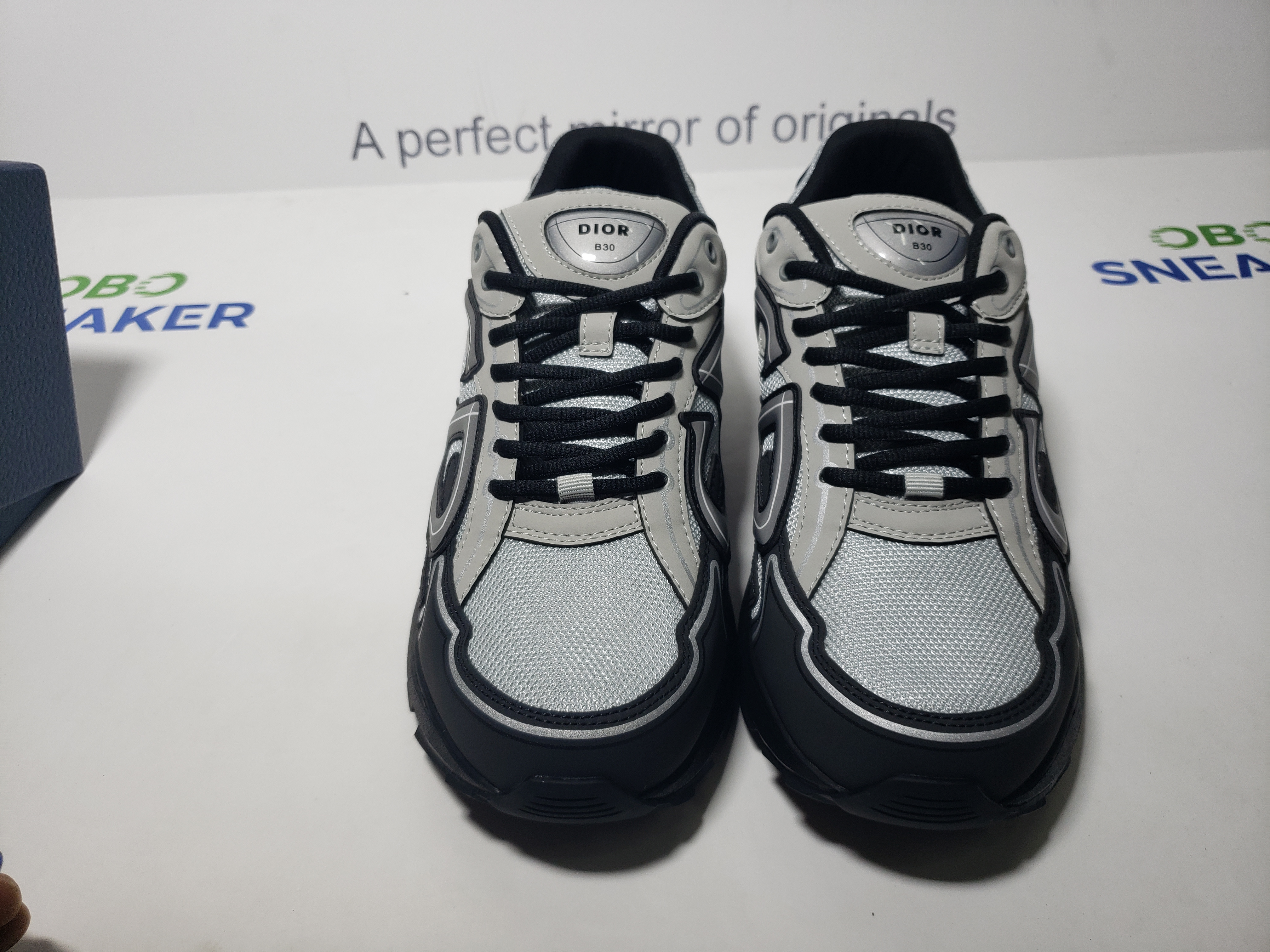Dior B30 Reflective CD30 Grey Anthracite 3SN279ZRA_H868 review Obosneaker 03