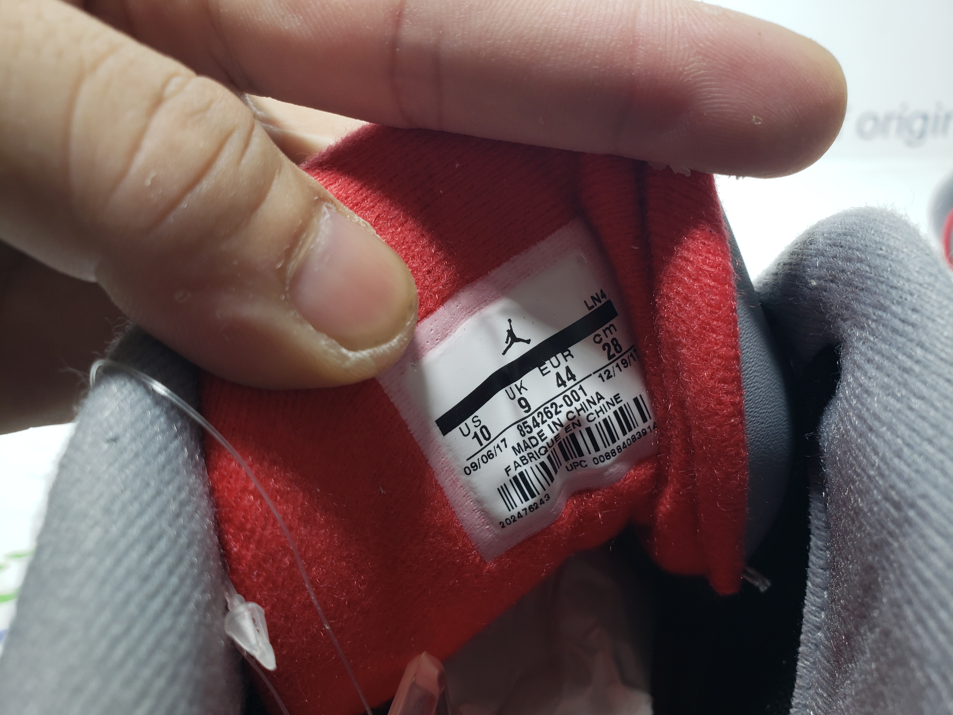 Air Jordan 3 Retro Black Cement (2018)  854262-001 review Obosneaker 05