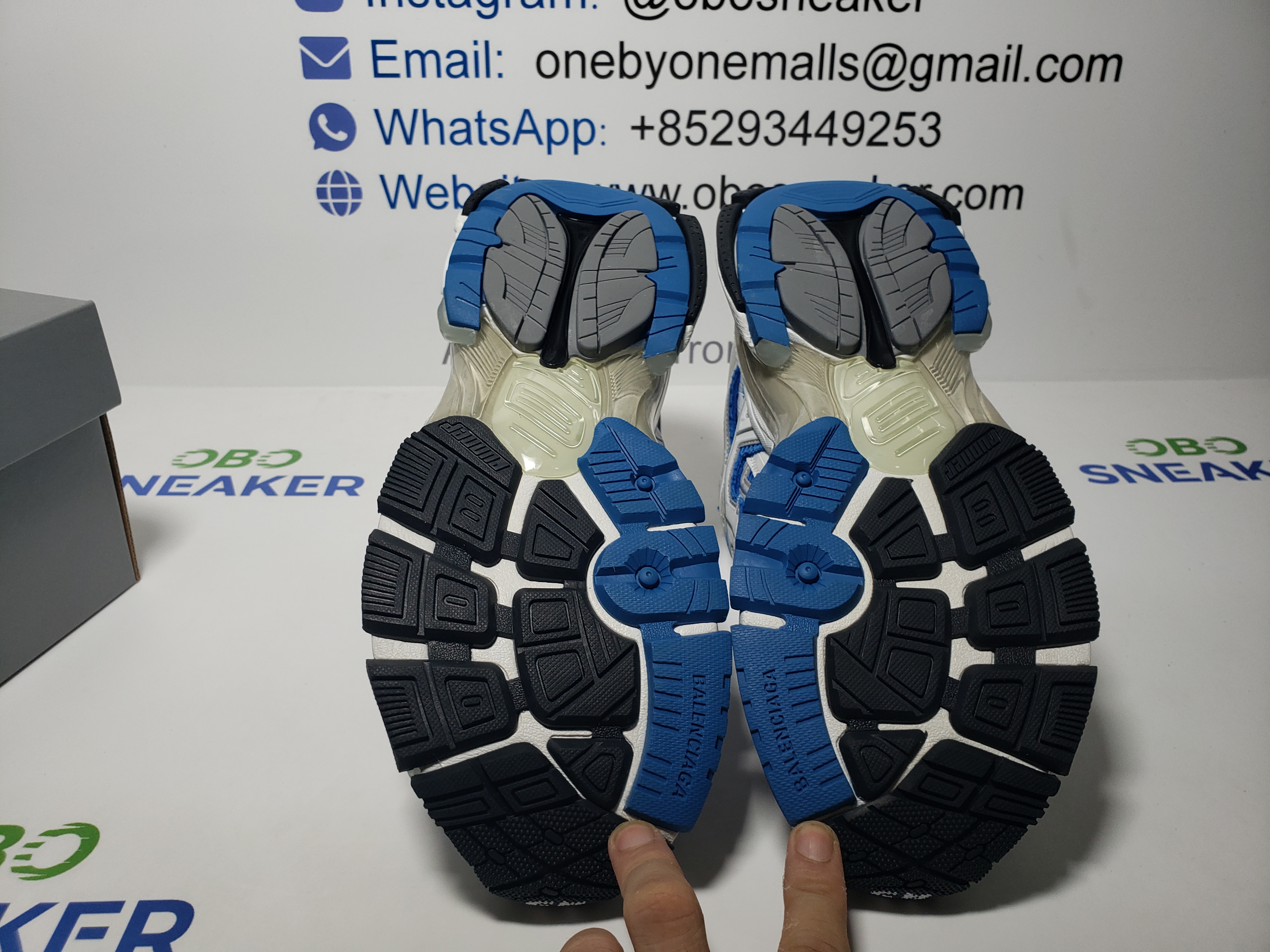 Balenciaga Runner Blue White (Women's) 677402W3RB34912 review Obosneaker 04