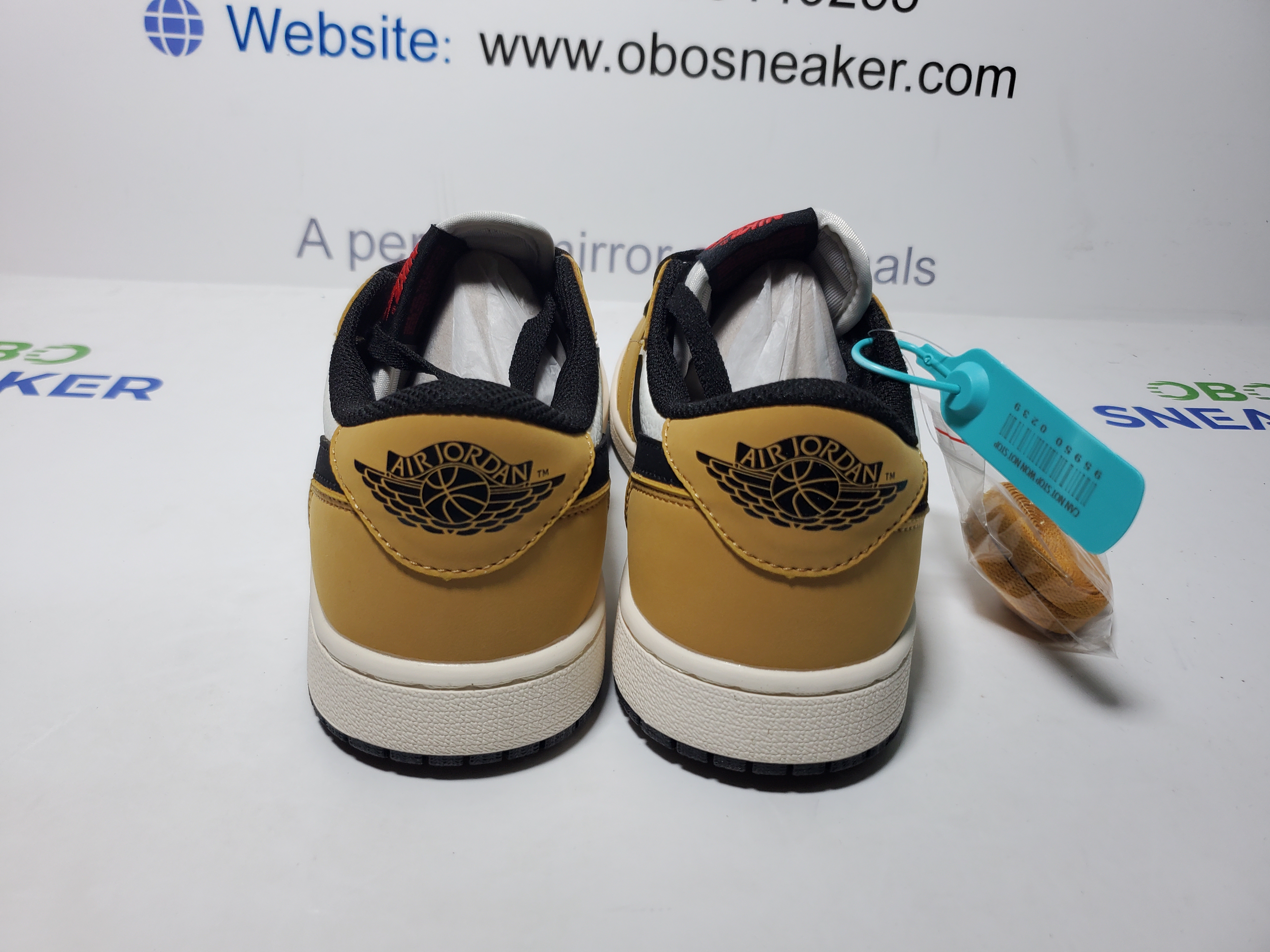 Air Jordan 1 Retro Low OG 'Rookie of the Year' CZ0790-107 review Obosneaker 02