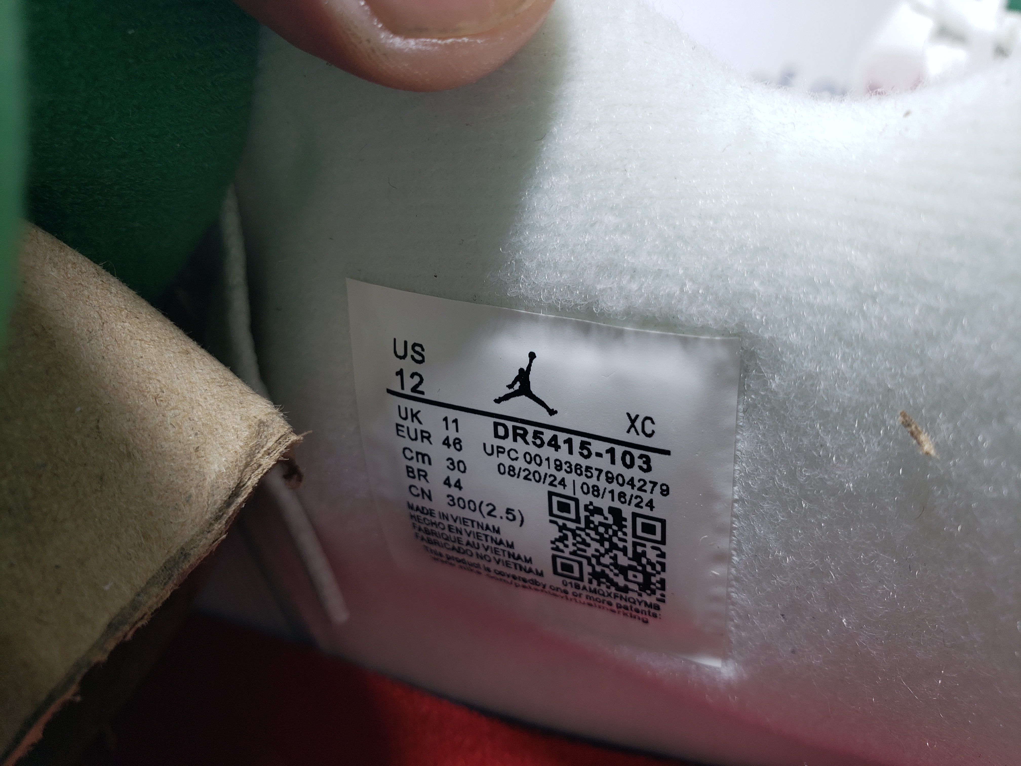 Jordan 4 Retro SB Pine Green DR5415-103 review Obosneaker 05