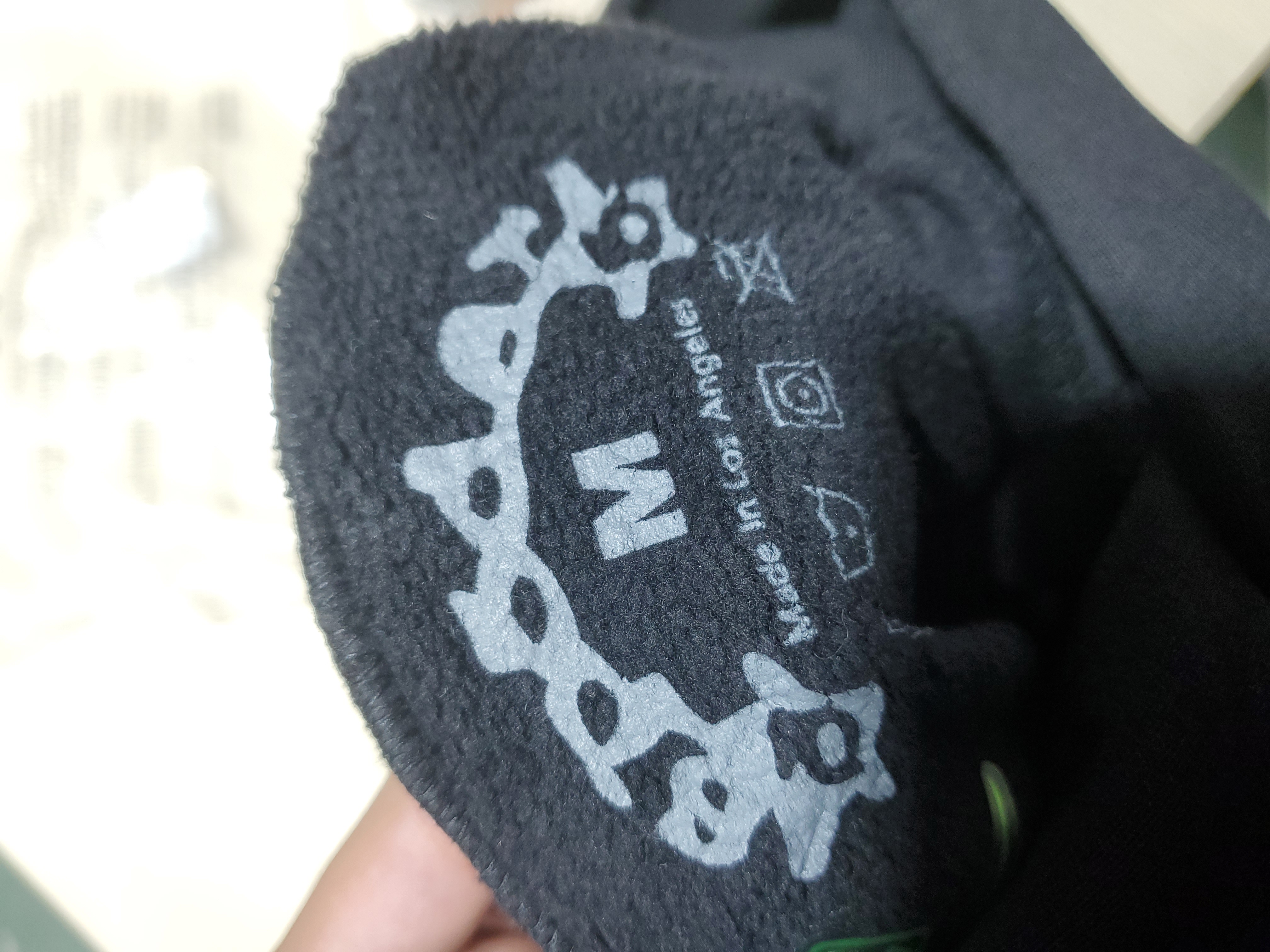 Sp5der Beluga Hoodie Onyx Yellow review Obosneaker 02