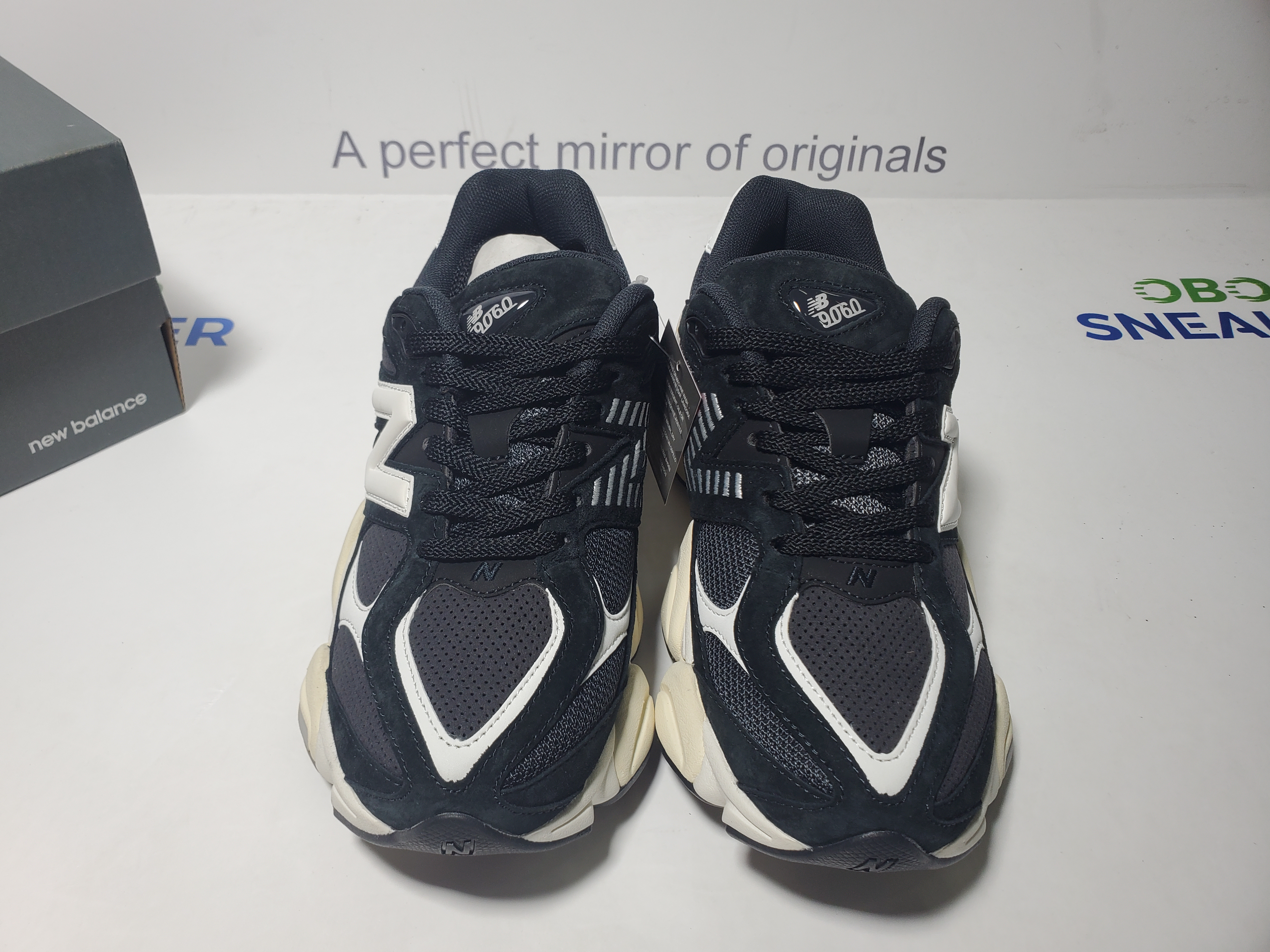 New Balance 9060 Black and White U9060AAA review Obosneaker 03