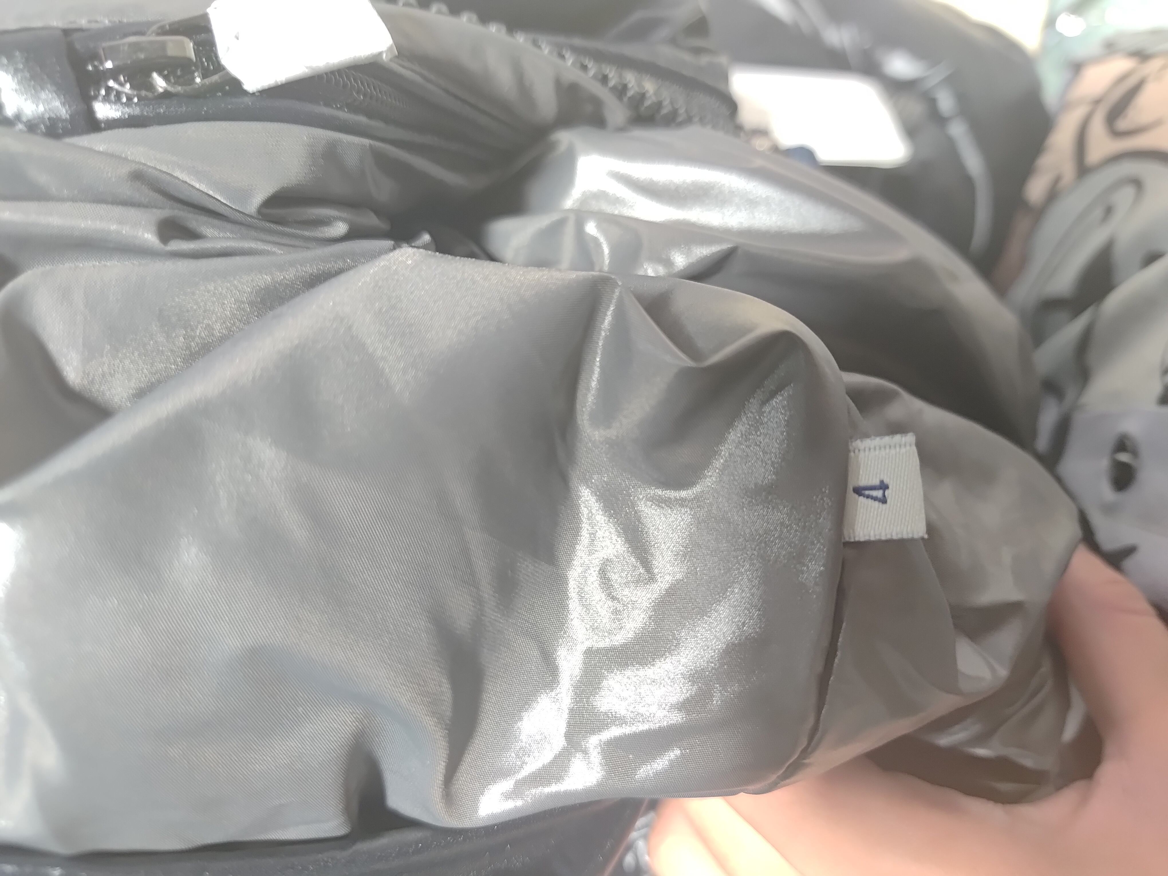 Moncler Puffer Jacket Black H29541A1252068950（for men） review Obosneaker 03