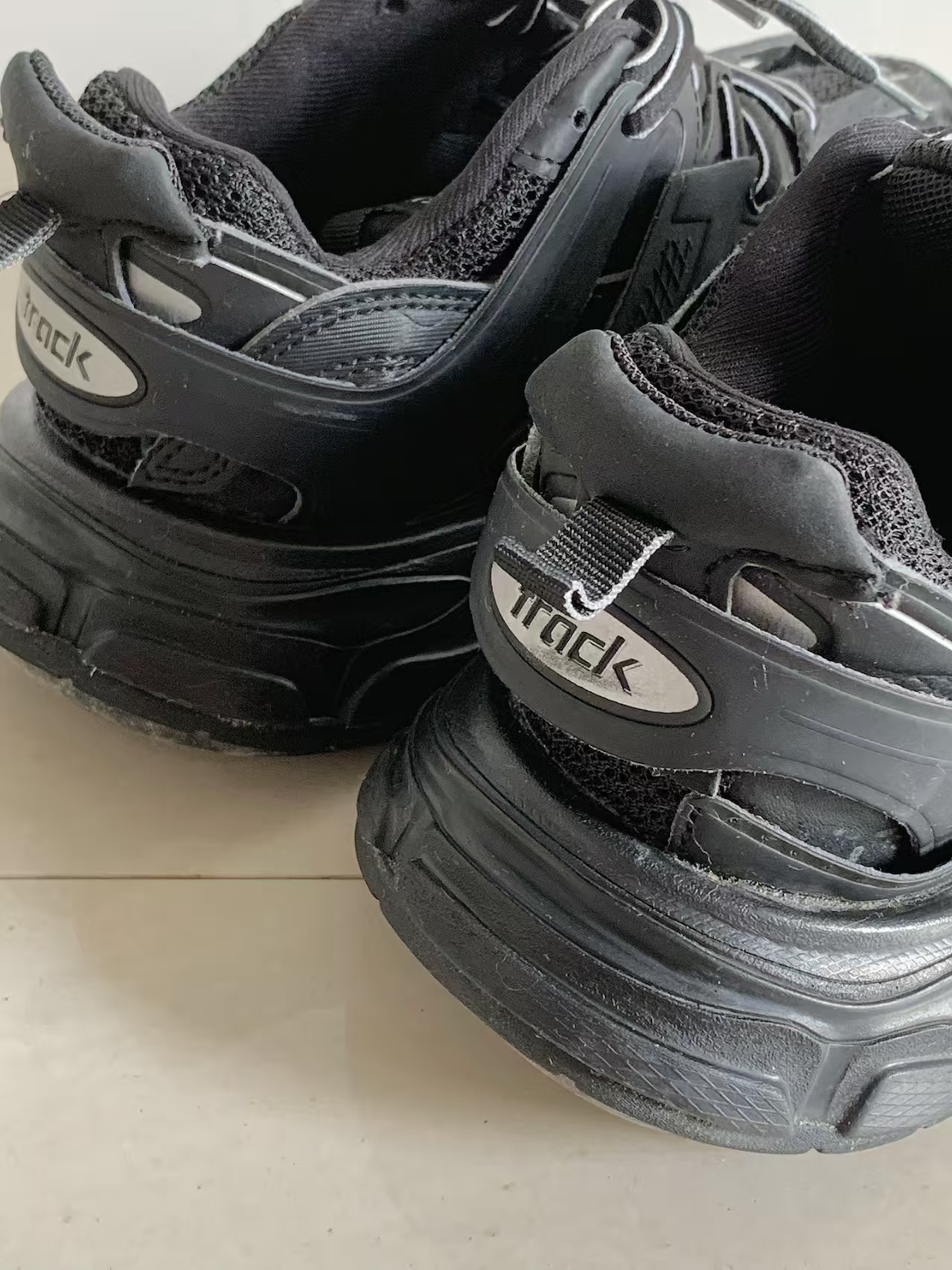 【FLASH SALE】Balenciaga Tess S. Black 542436 W1GB1 1000 review Elijah 01