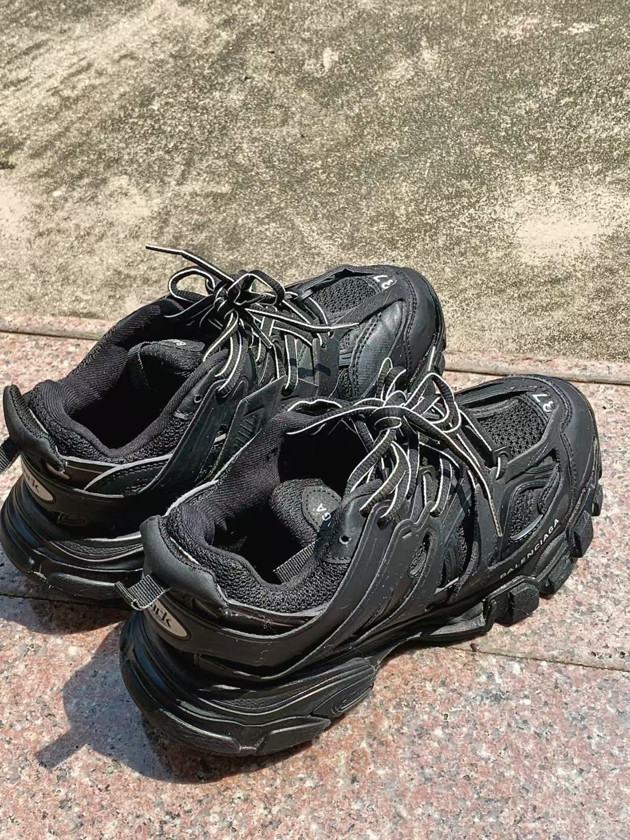 【FLASH SALE】Balenciaga Tess S. Black 542436 W1GB1 1000 review Cleveland 01