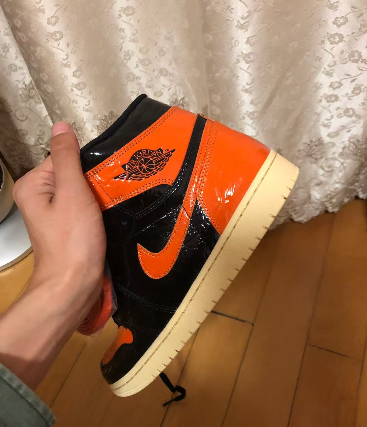 TOP Version Air Jordan 1 Retro High OG Shattered Backboard 3.0 555088-028 review Eric