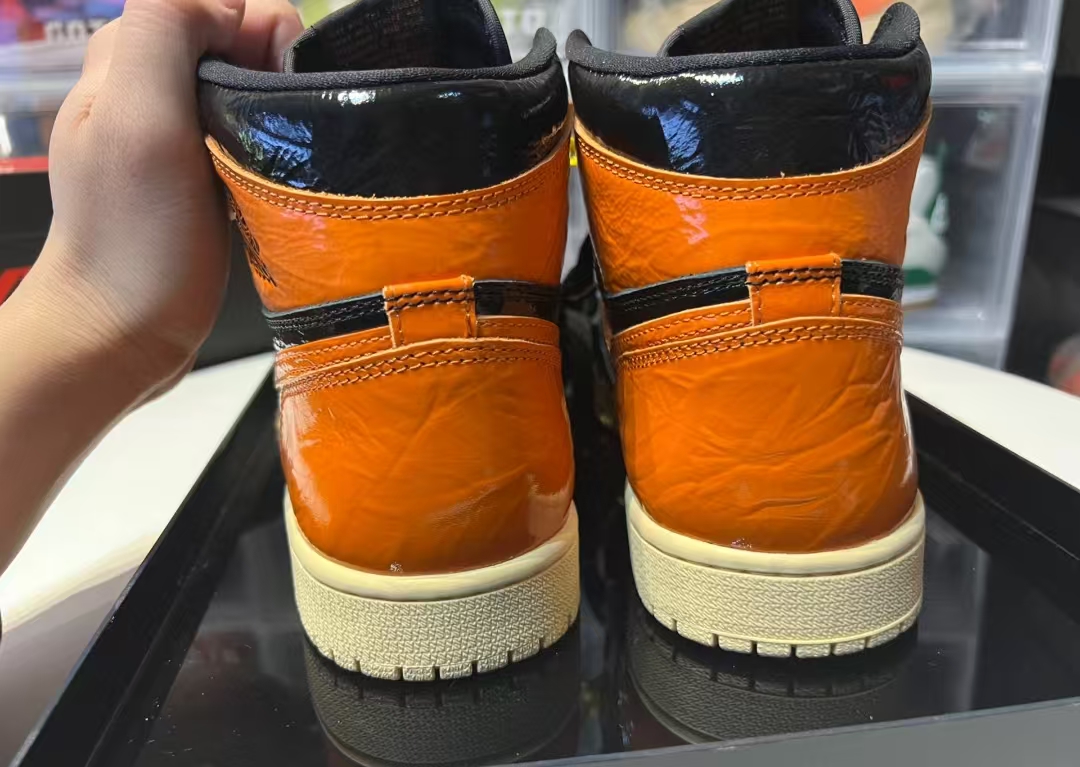 TOP Version Air Jordan 1 Retro High OG Shattered Backboard 3.0 555088-028 review Gale 01