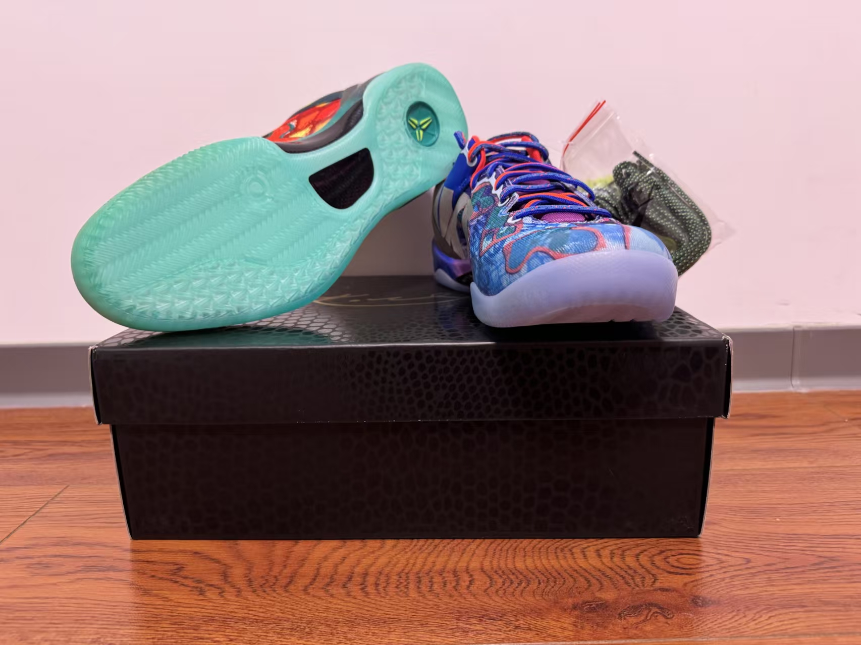 Nike Kobe 8 Protro 'What The Kobe' 2025 HM9621-900 review Hiram 01