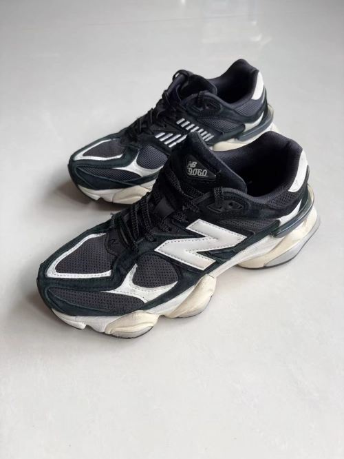 New Balance 9060 Black and White U9060AAA review 