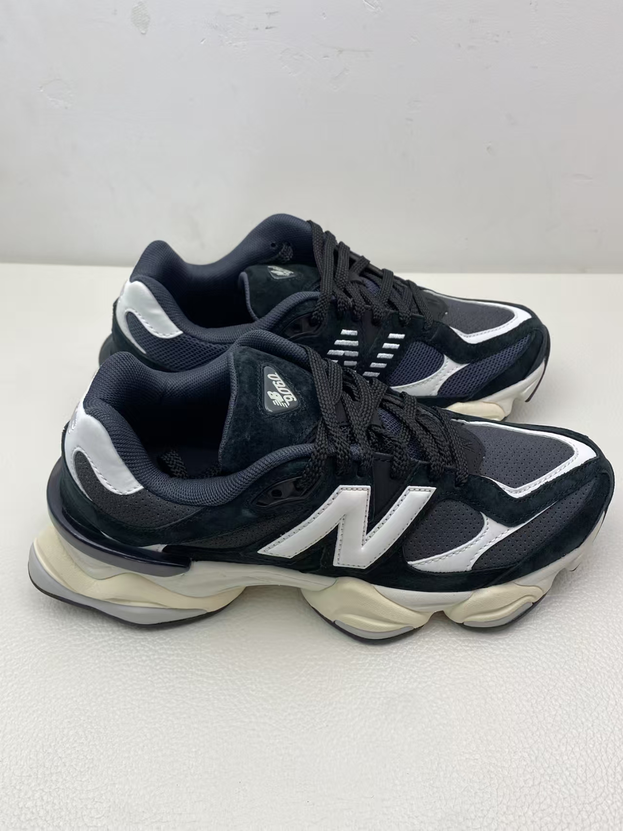 New Balance 9060 Black and White U9060AAA review Kim 00