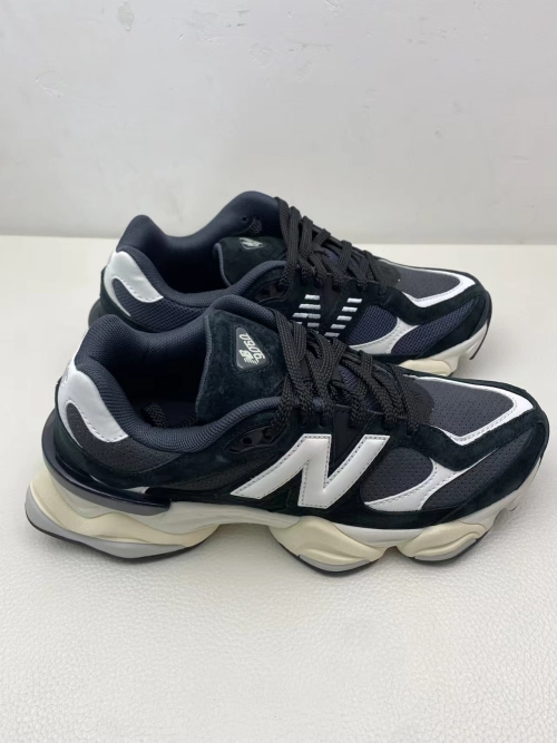 New Balance 9060 Black and White U9060AAA review 