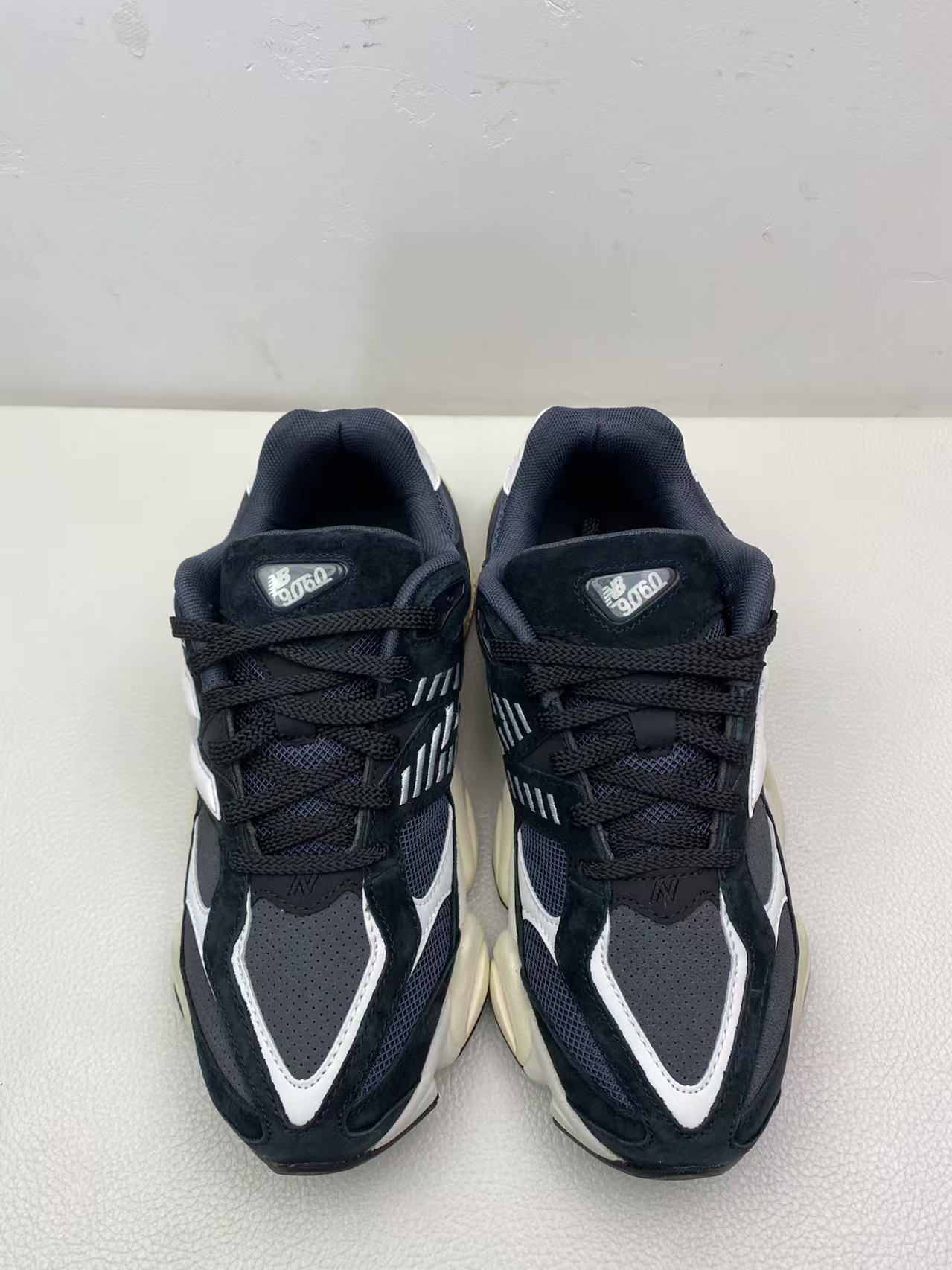 New Balance 9060 Black and White U9060AAA review Kim 02