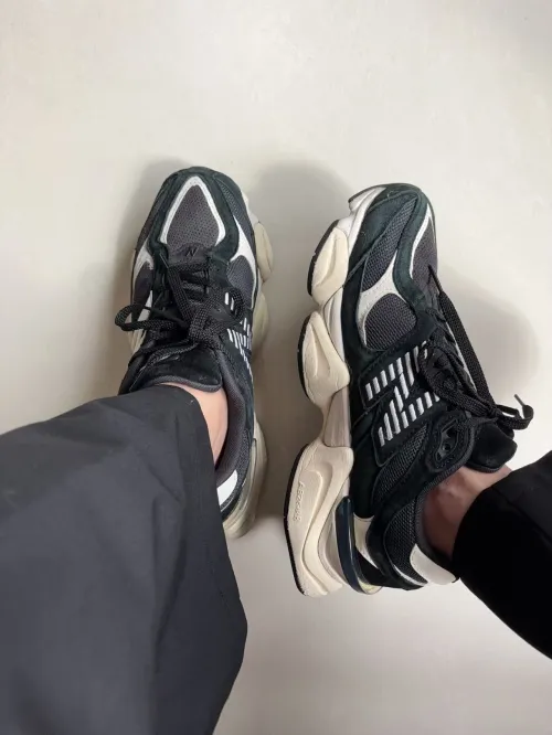 New Balance 9060 Black and White U9060AAA review 