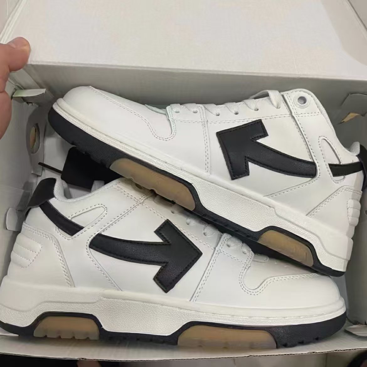 OFF-WHITE Out Of Office White Black OMIA189 C99LEA00 40110 review Sandy