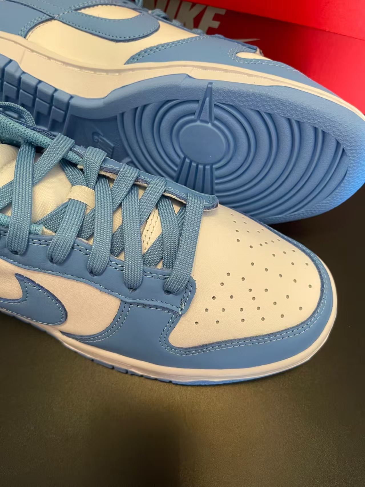 Nike Dunk Low UNC (2021) DD1391-102 review Lance 00