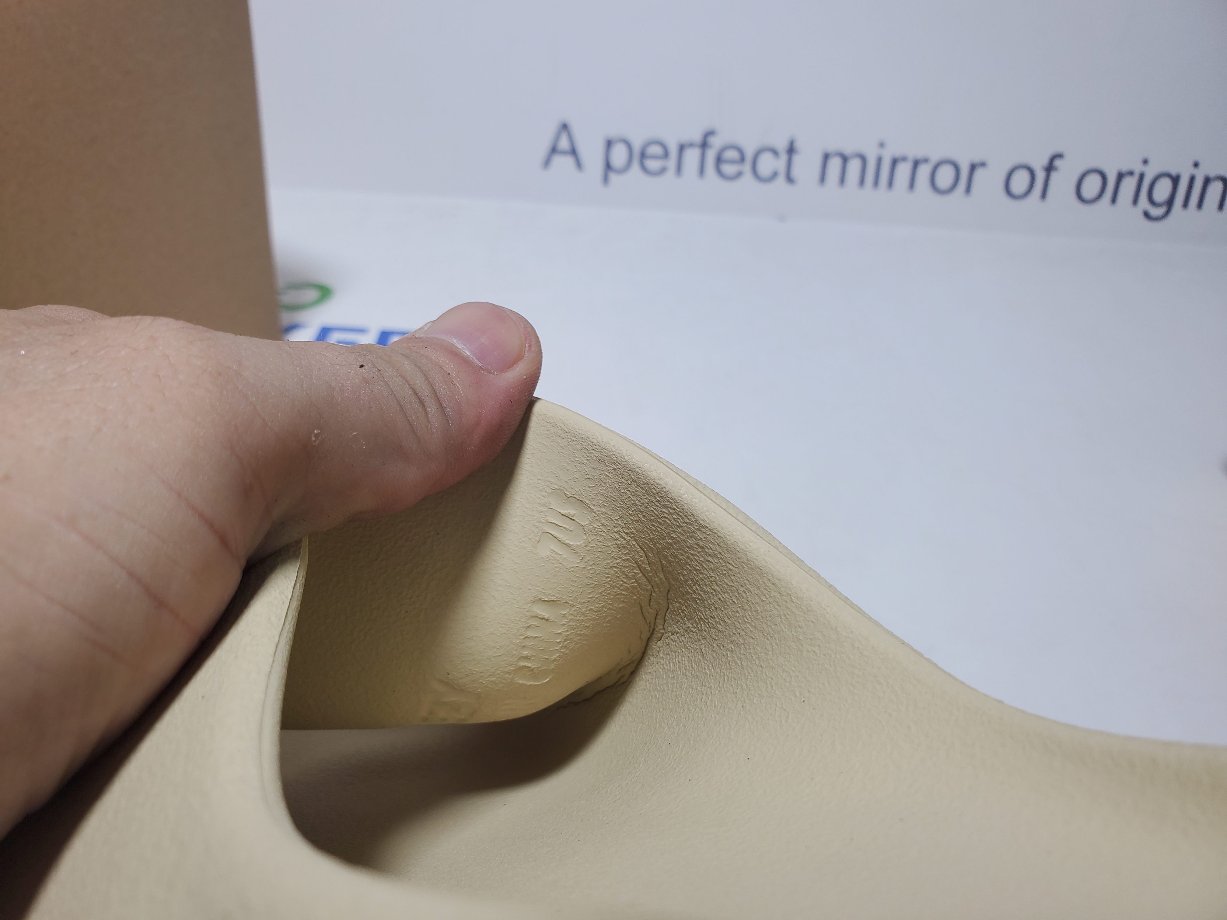 Adidas Yeezy Slide Bone (2022/2023 Restock) FZ5897 review Obosneaker 05