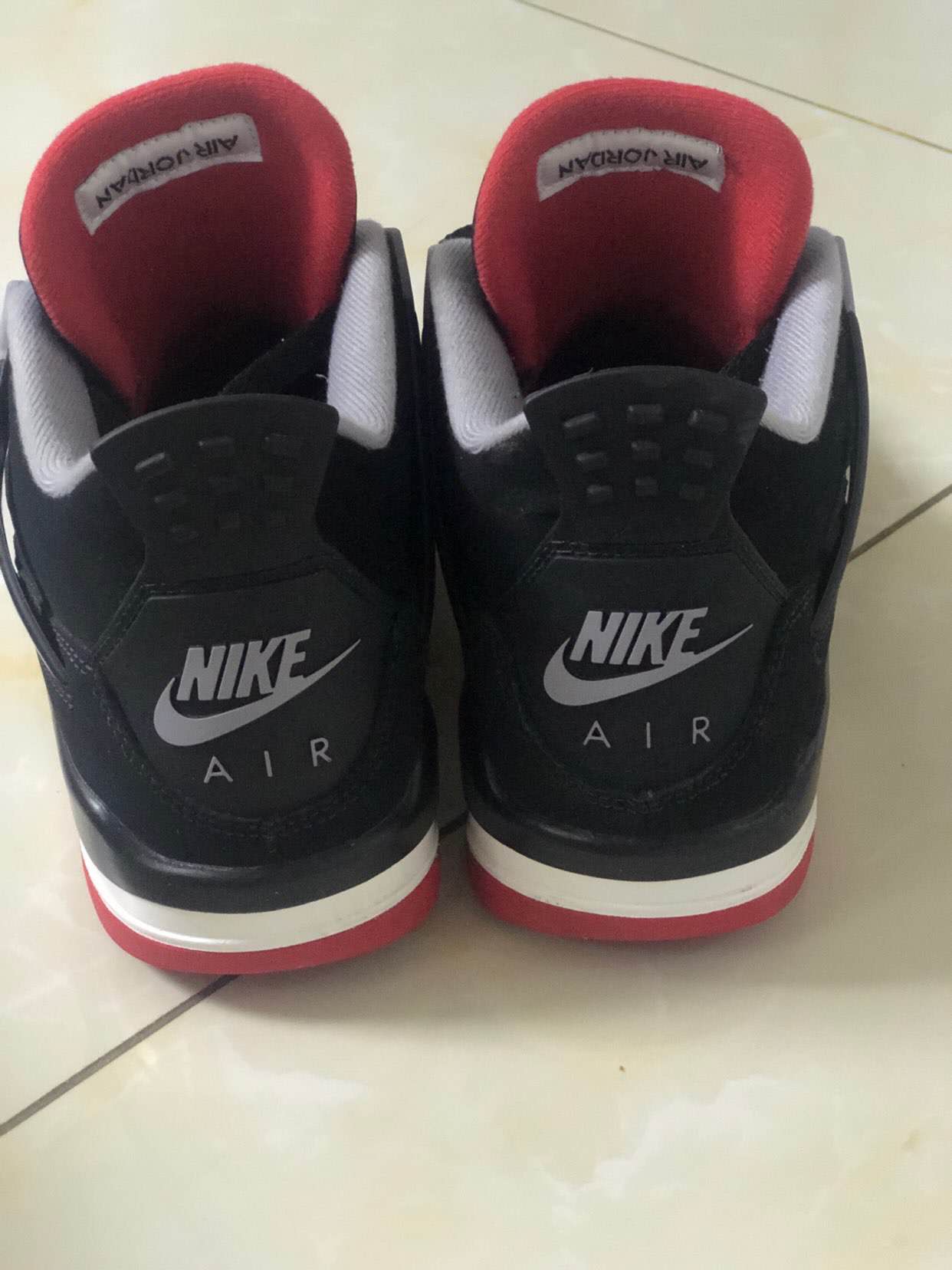 Jordan 4 Retro Bred (2019) 308497-060 review Darren 02