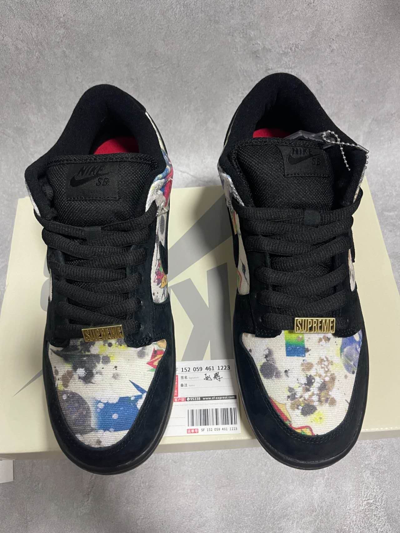 Nike SB Dunk Low Supreme Rammellzee FD8778-001 review Les 00