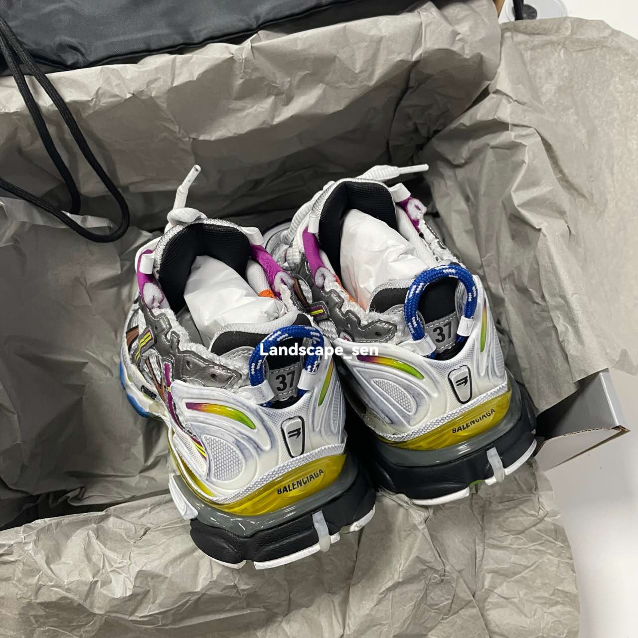 【FLASH SALE】Balenciaga Runner Sneaker Color Orange Powder 772767 W3RBW 9168 review Lylan 02