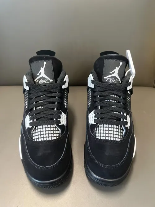 Jordan 4 Retro White Thunder FQ8138-001 review 