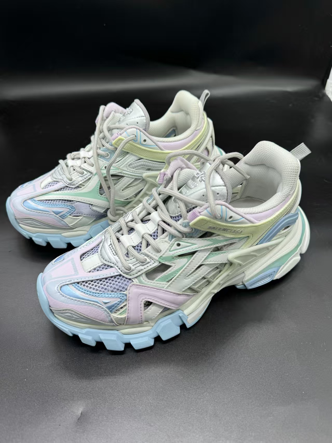 Balenciaga Track 2 Sneaker Military Black Pale White Purple 568615 W2GN3 9045 review Lars 00