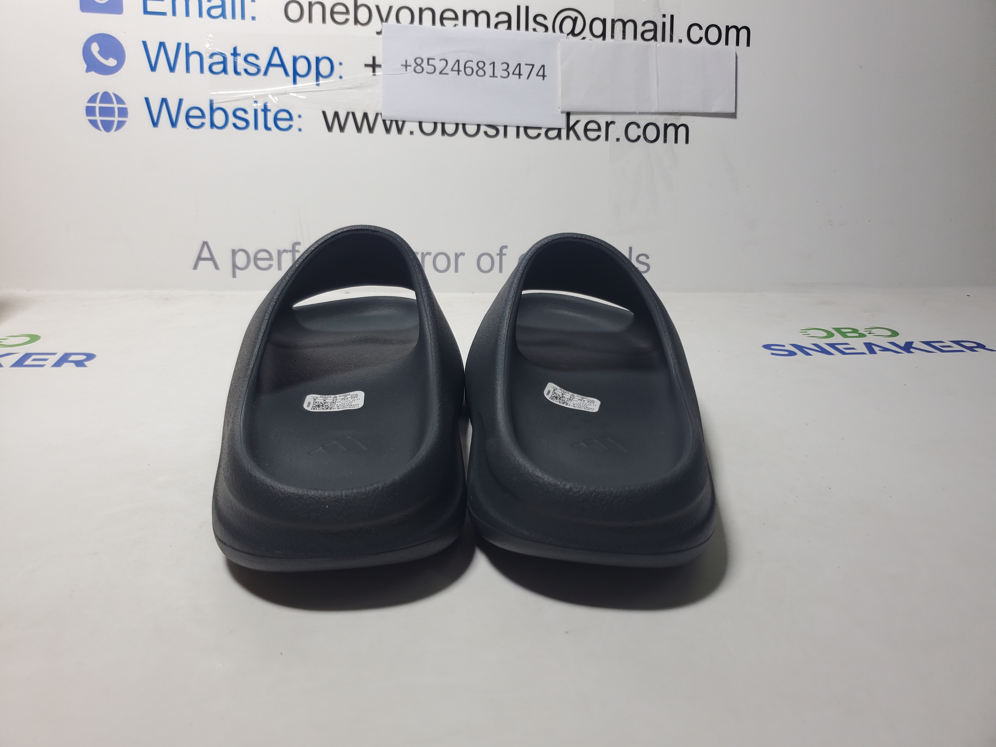 Adidas Yeezy Slide Granite ID4132  review Obosneaker 02
