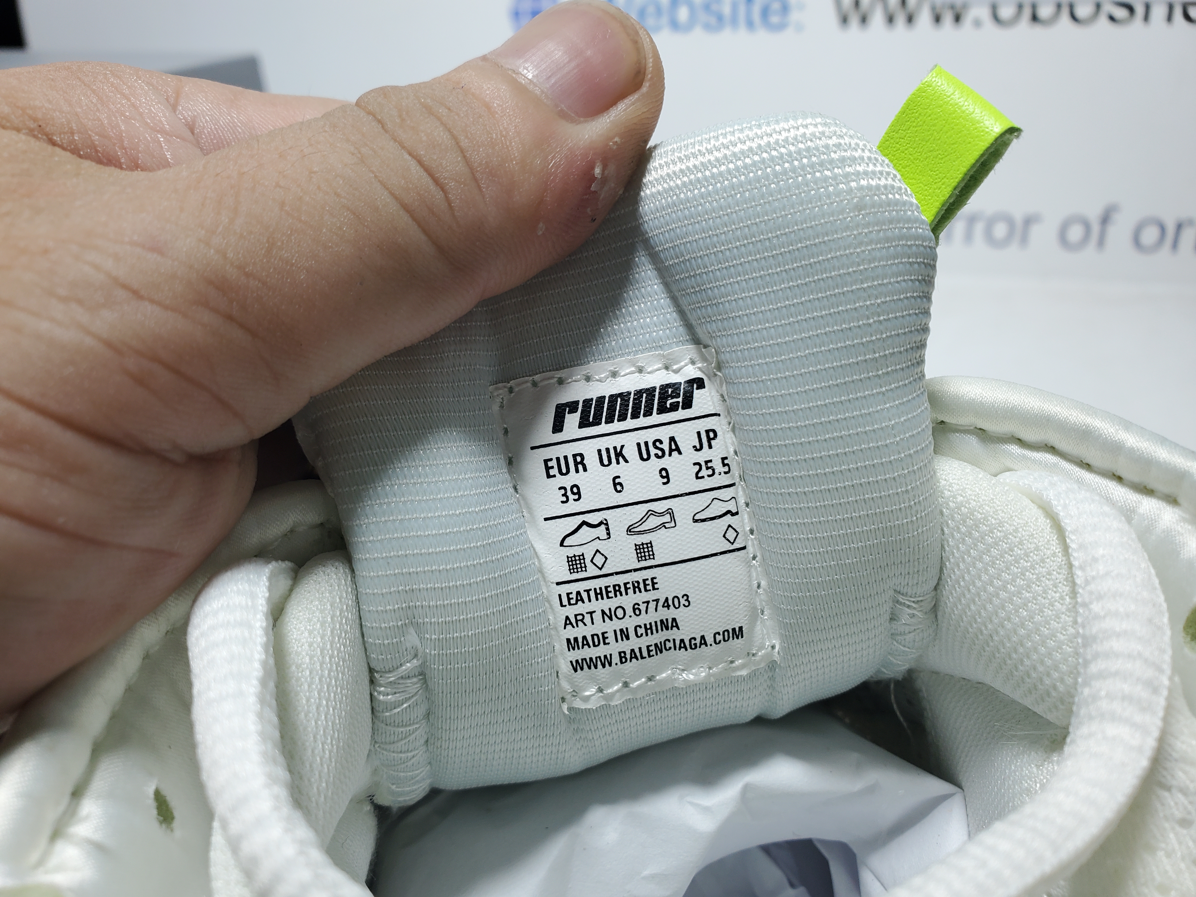 Balenciaga Runner White-Blue--Red 677402 W3RB6 9645 review obosneaker 05