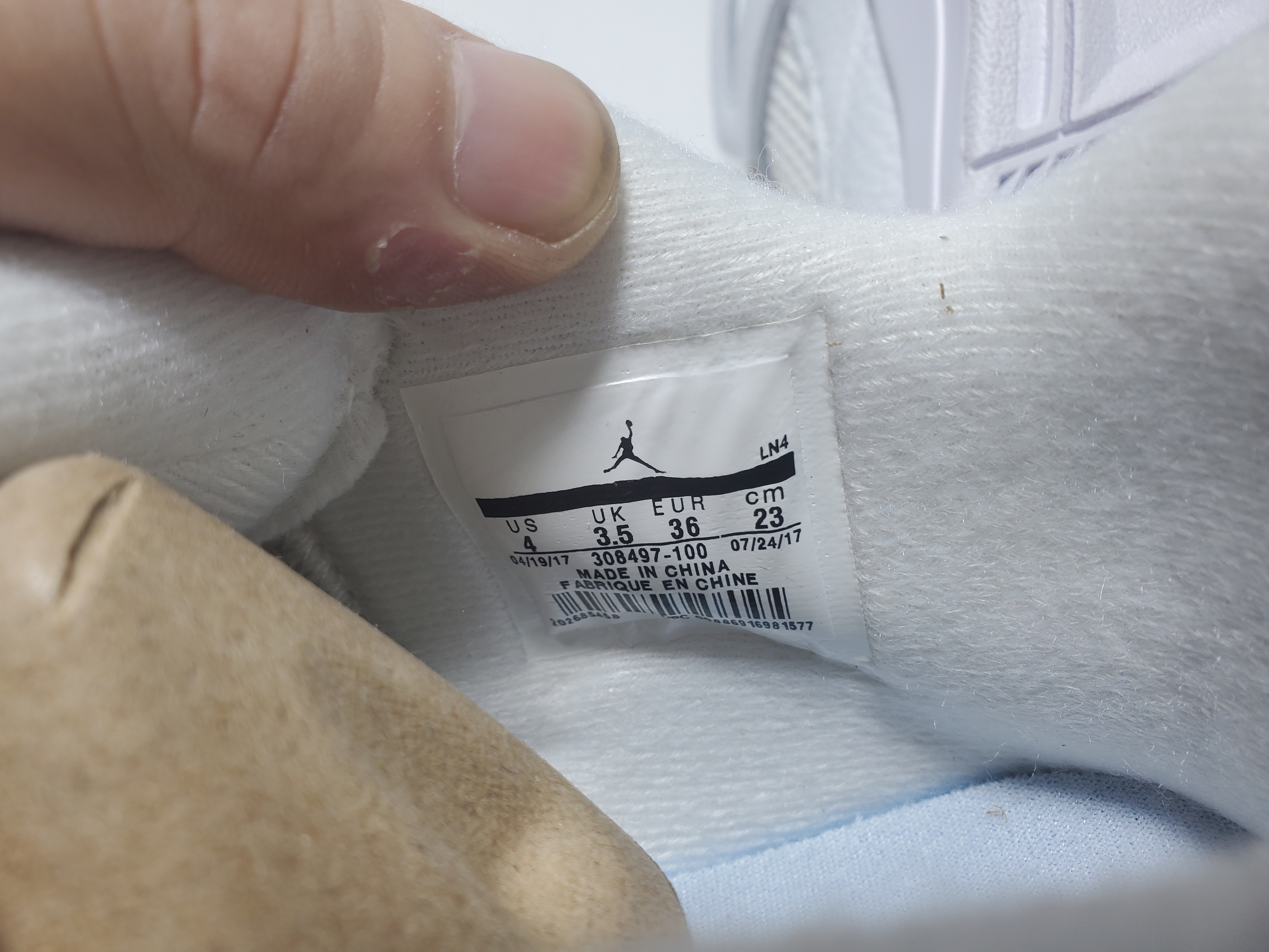 Air Jordan 4 Retro Pure Money (2017)  308497-100 review Obosneaker 05