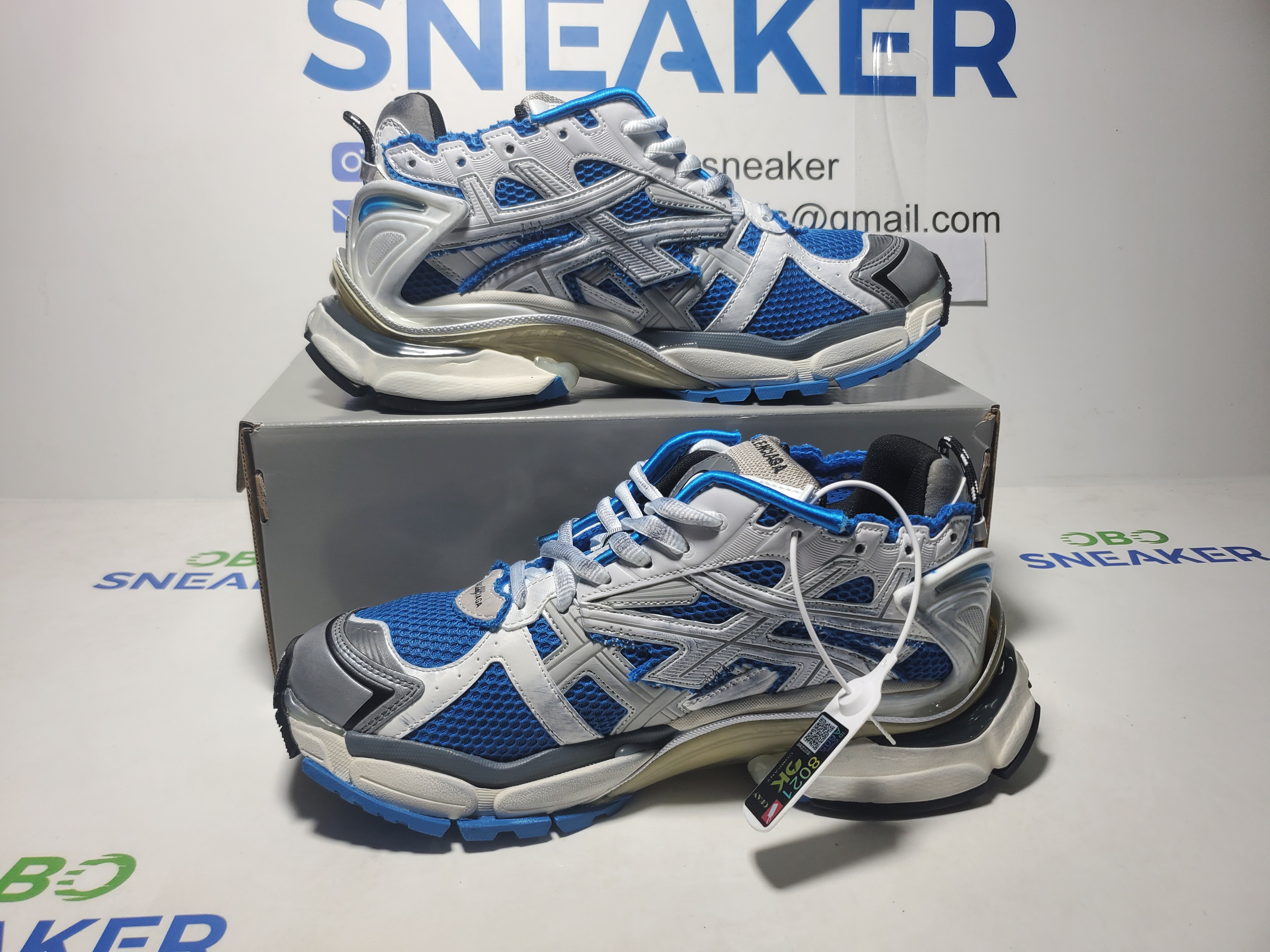 Balenciaga Runner Blue White (Women's) 677402W3RB34912 review Obosneaker 01