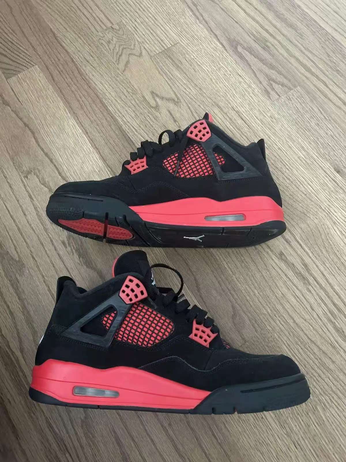 Air Jordan 4 Retro Red Thunder CT8527-016 review Dwight 01