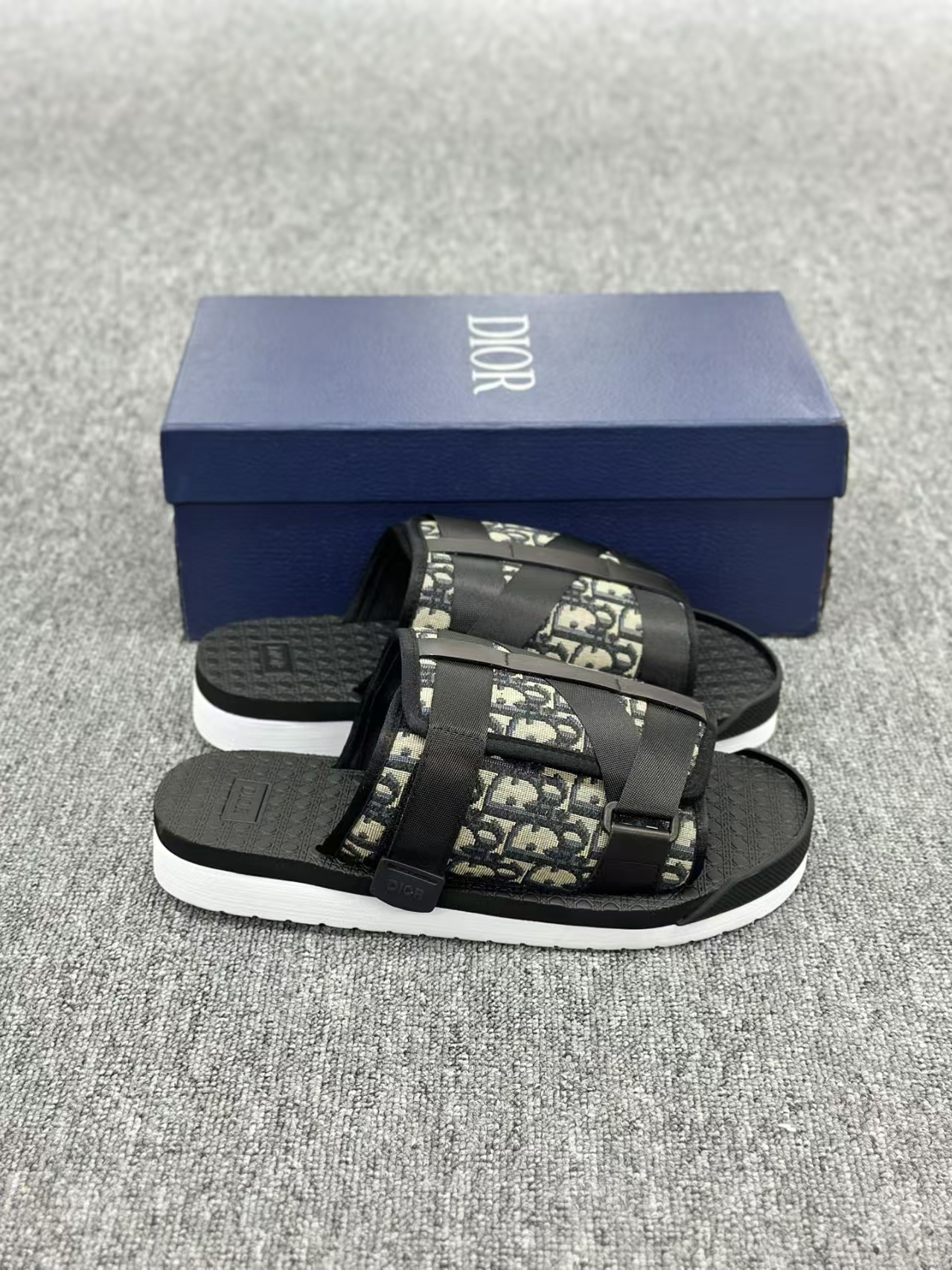 Dior Alpha Sandal Oblique 3SA081YXV_H961 review Kyle 00