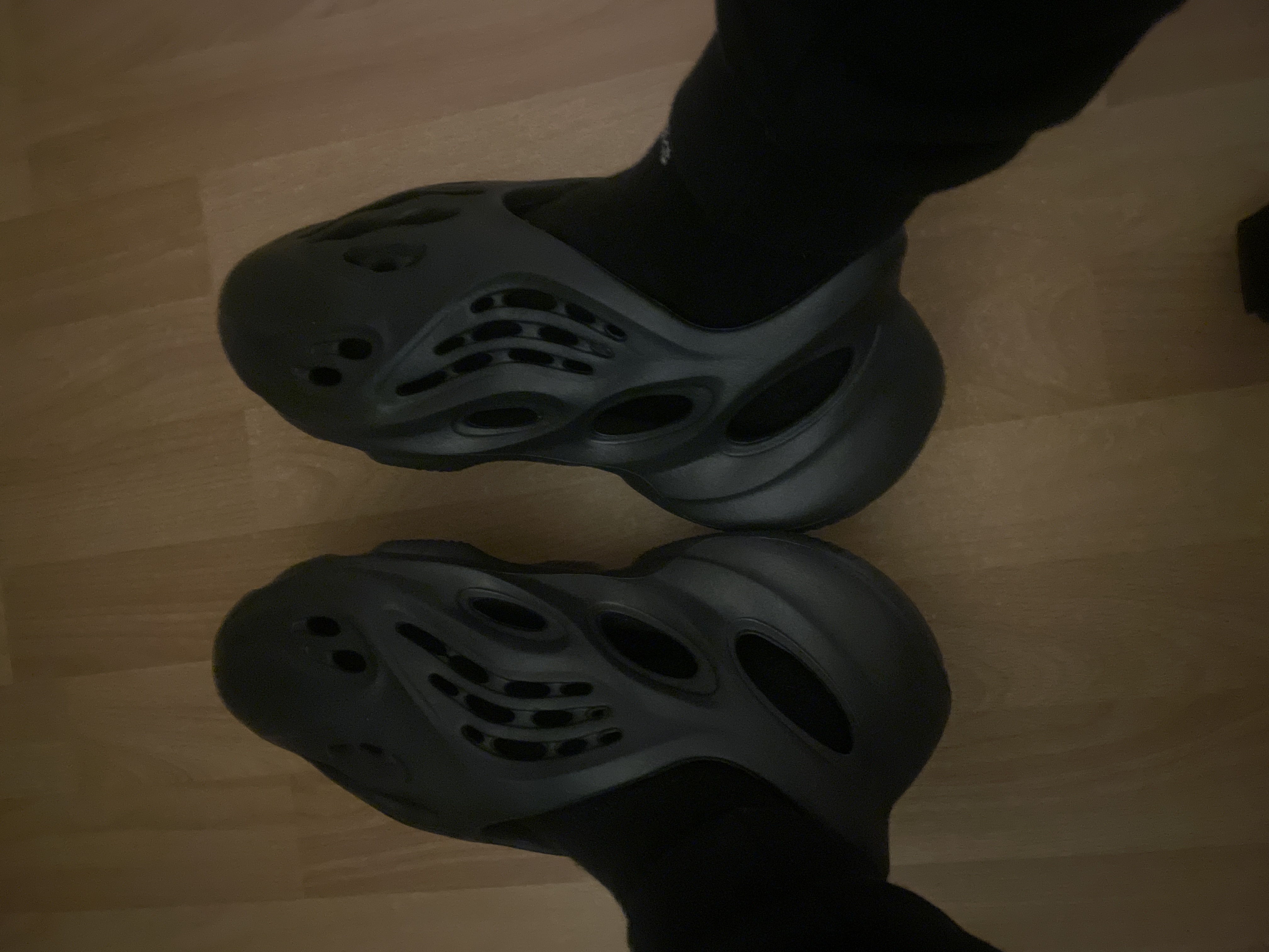 Adidas Yeezy Foam RNR Onyx (2022/2024) HP8739  review 222 00