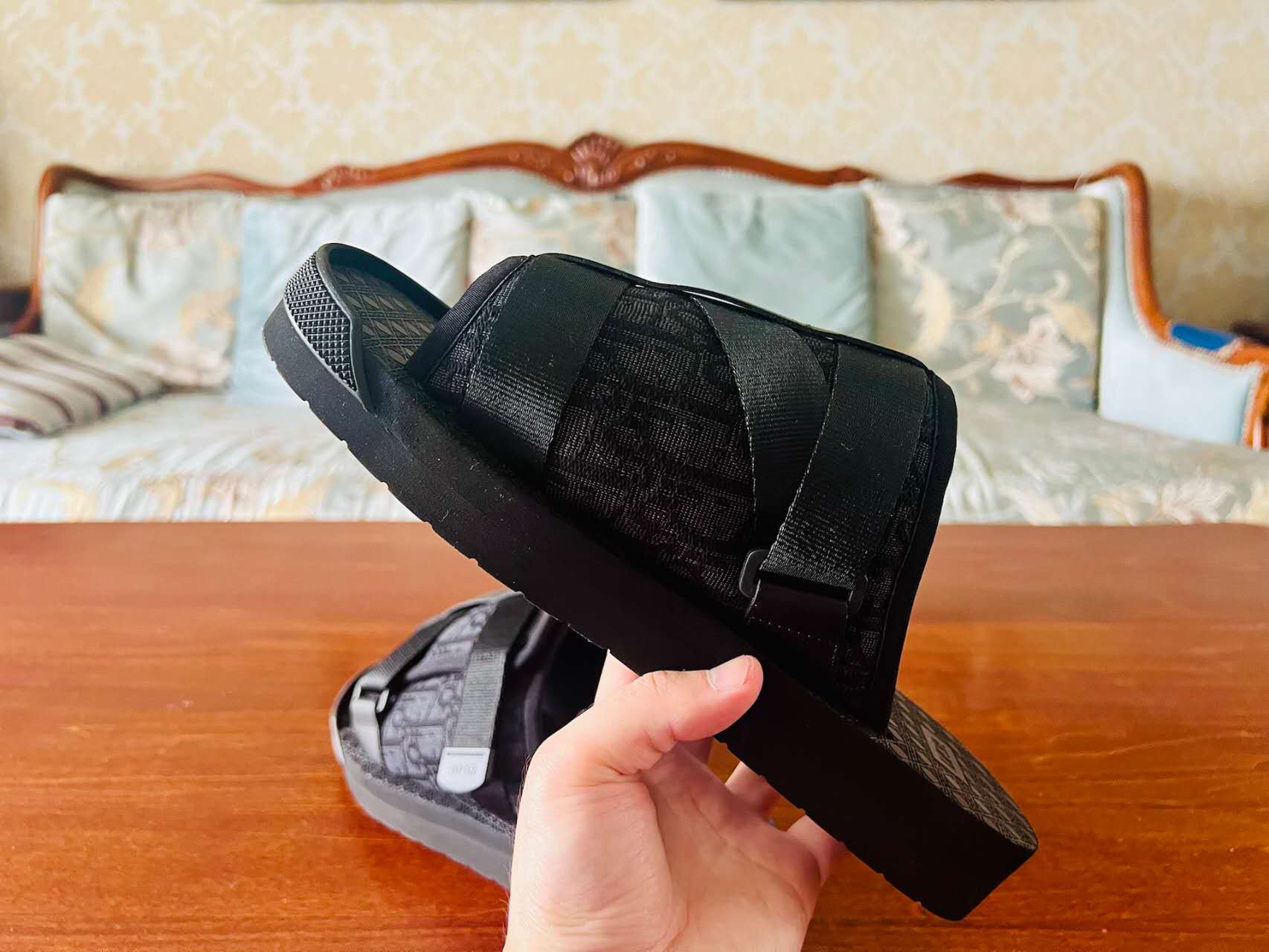 Dior Alpha oblique Black 3SA081YYV H060 review Lynn 02