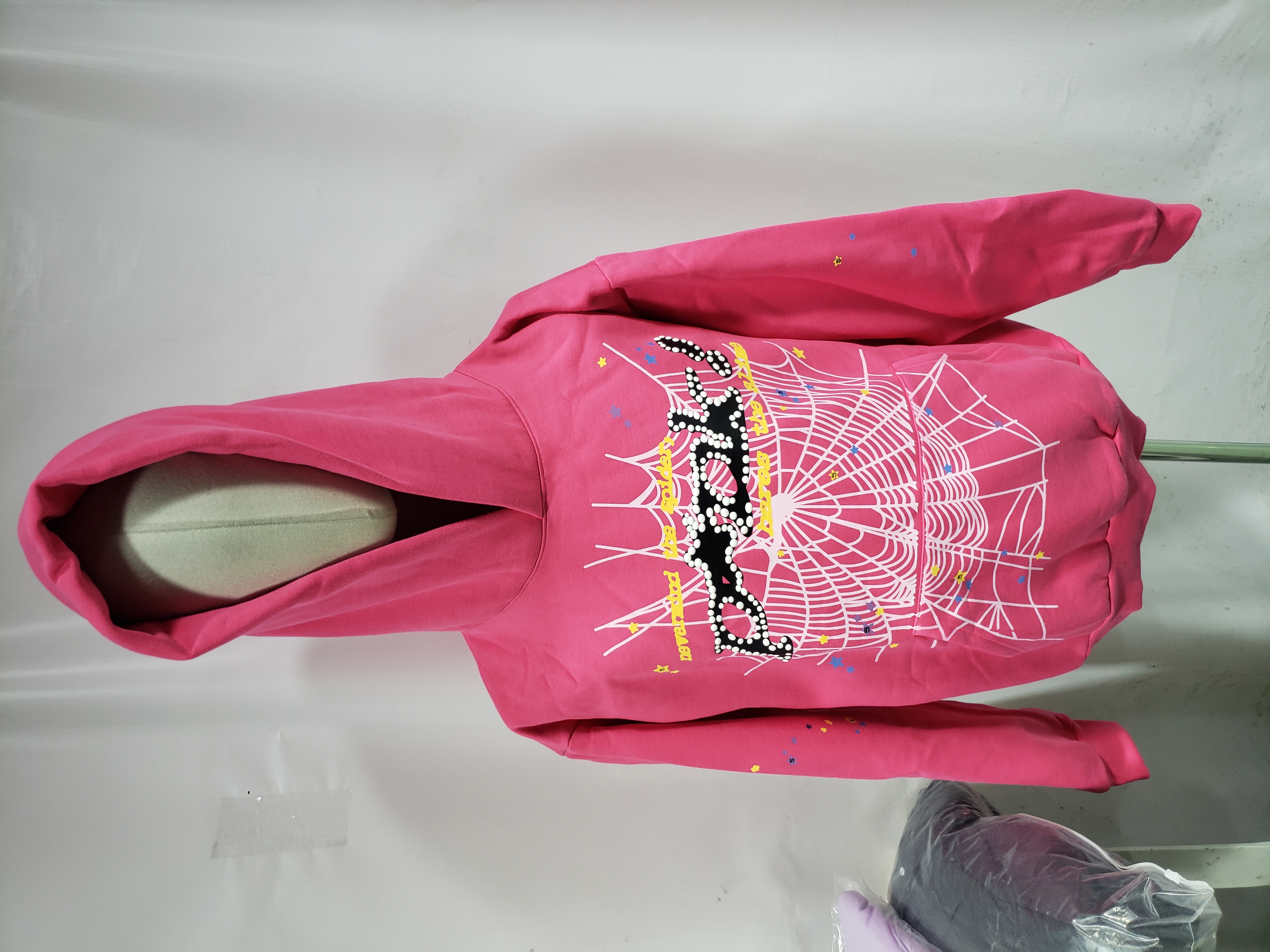 Sp5der Young Thug Punk Hoodie Pink review Obosneaker 00