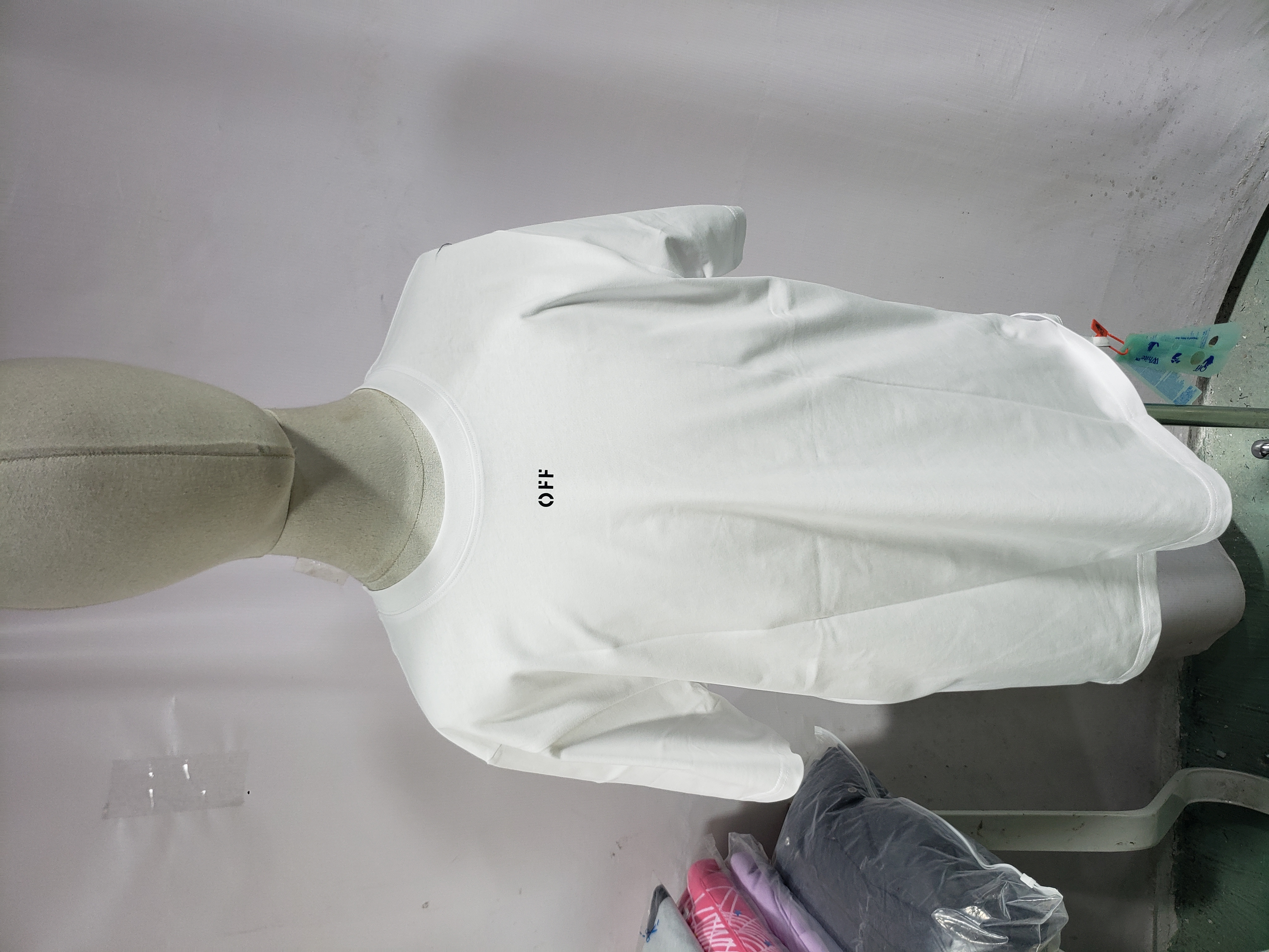   WH-OFF WHITE T-shirt 2675 review Obosneaker 00