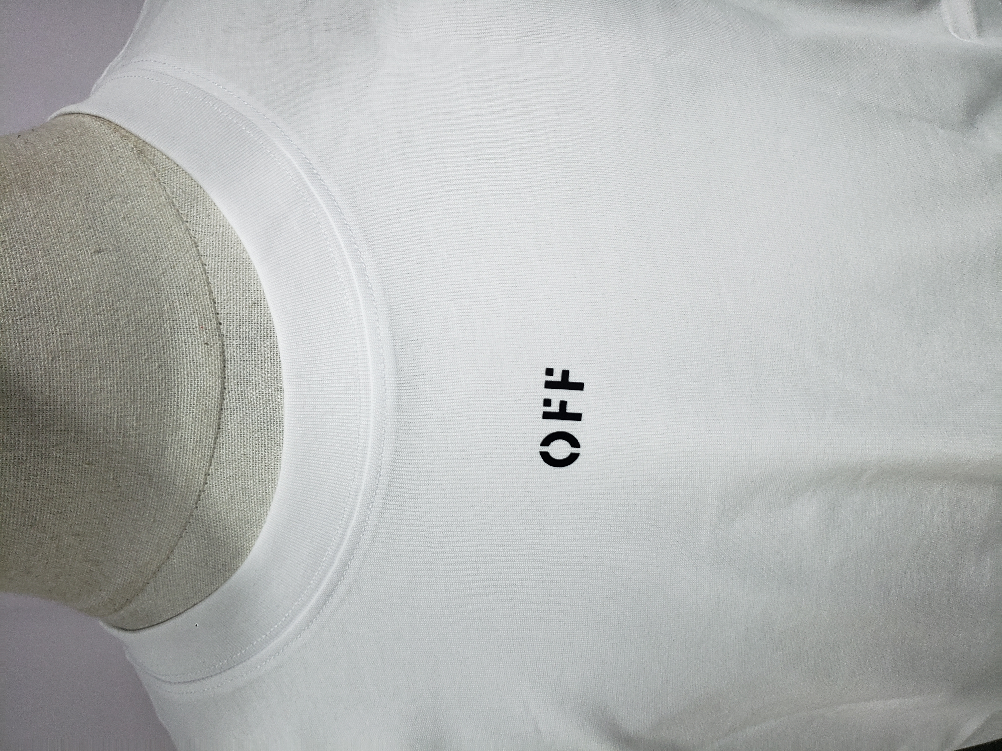   WH-OFF WHITE T-shirt 2675 review Obosneaker 01