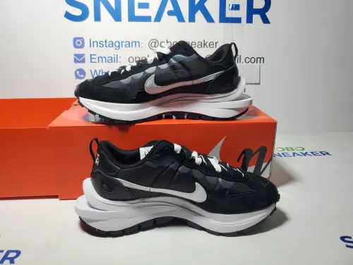 Sacai x Nike Vapor Waffle Sesame and Black And White DD1875-011 review 