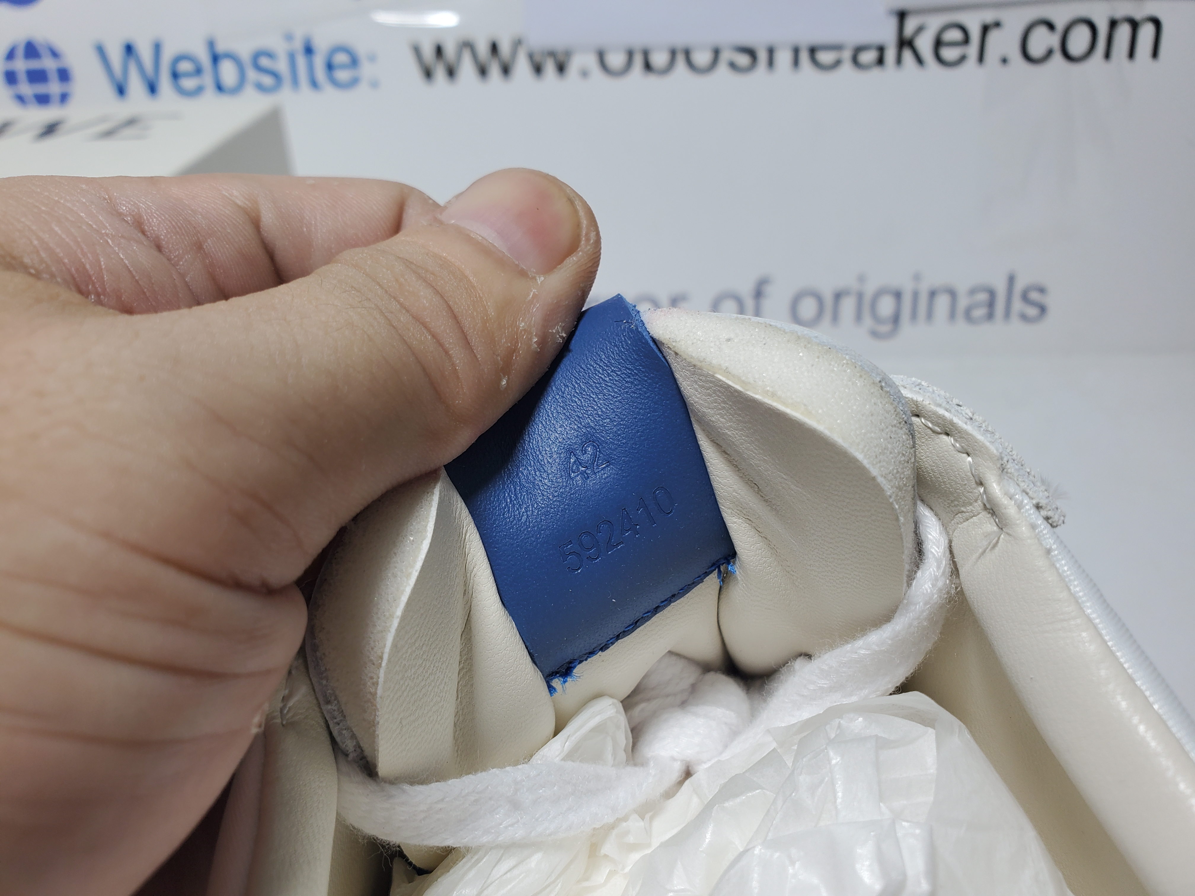 LOEWE Ballet Runner 2.0 White Red LLBR282X02-4868 review Obosneaker 05