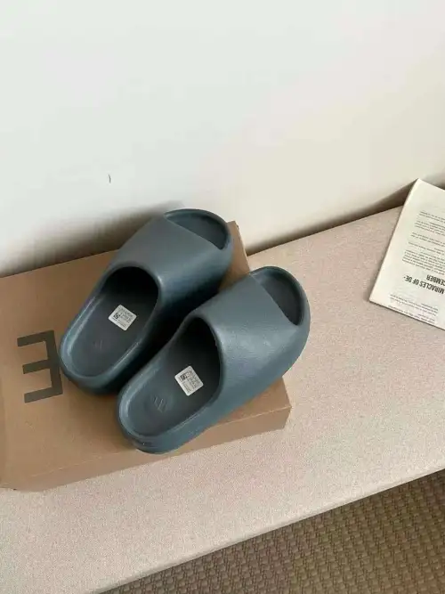 Adidas Yeezy Slide Slate Marine  ID2349 review 