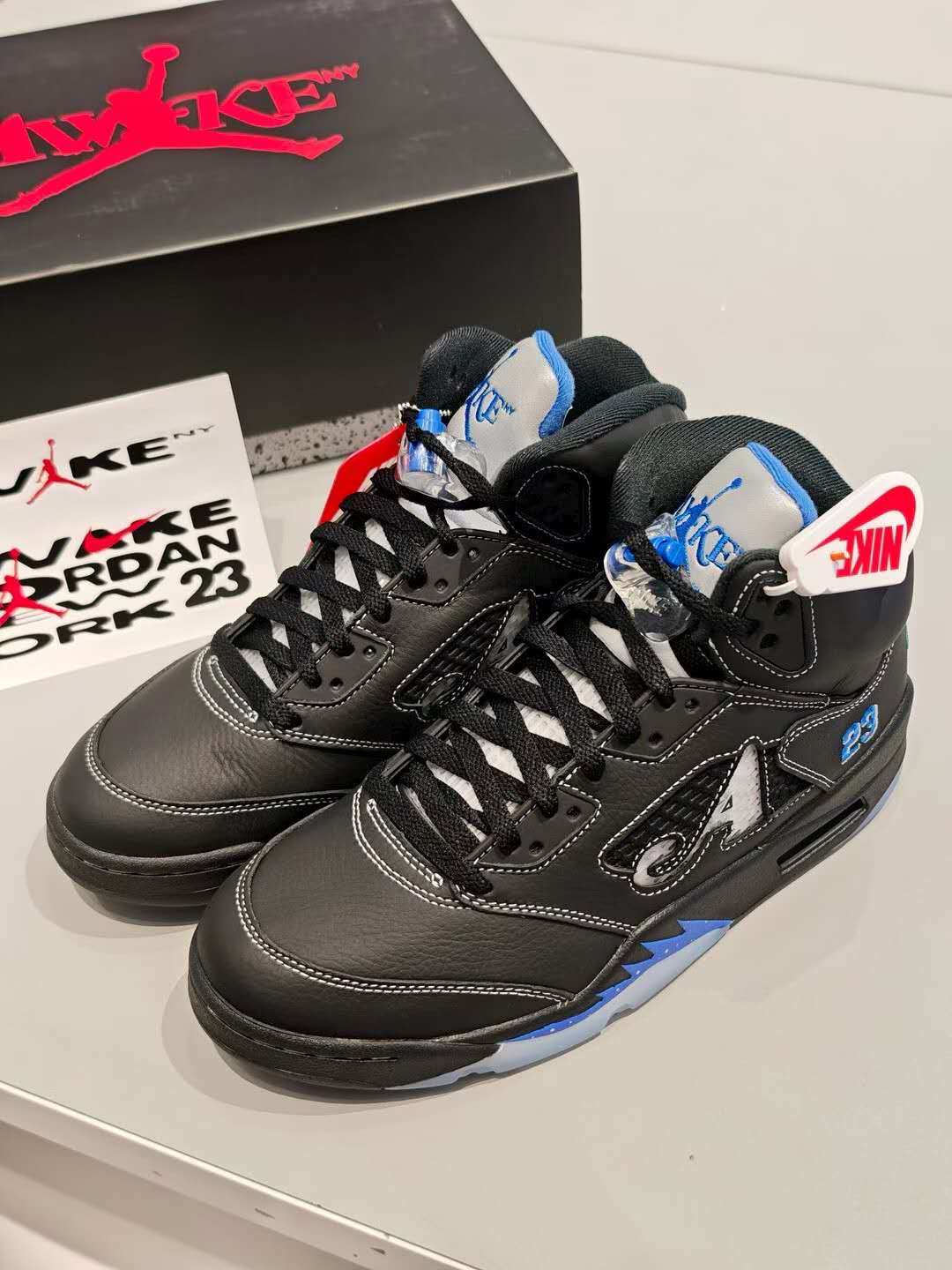 Air Jordan 5 Retro x Awake NY Black Racer Blue DV4982-004  review BKMNKf 00