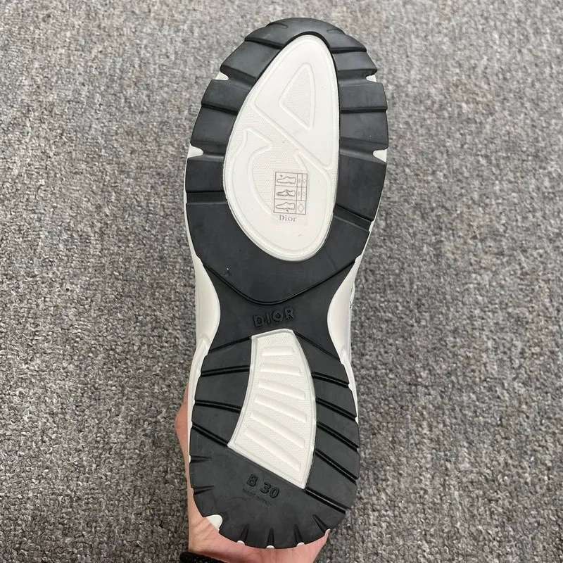 Dior B30 Countdown Sneaker Gray White review GHJjbb 01