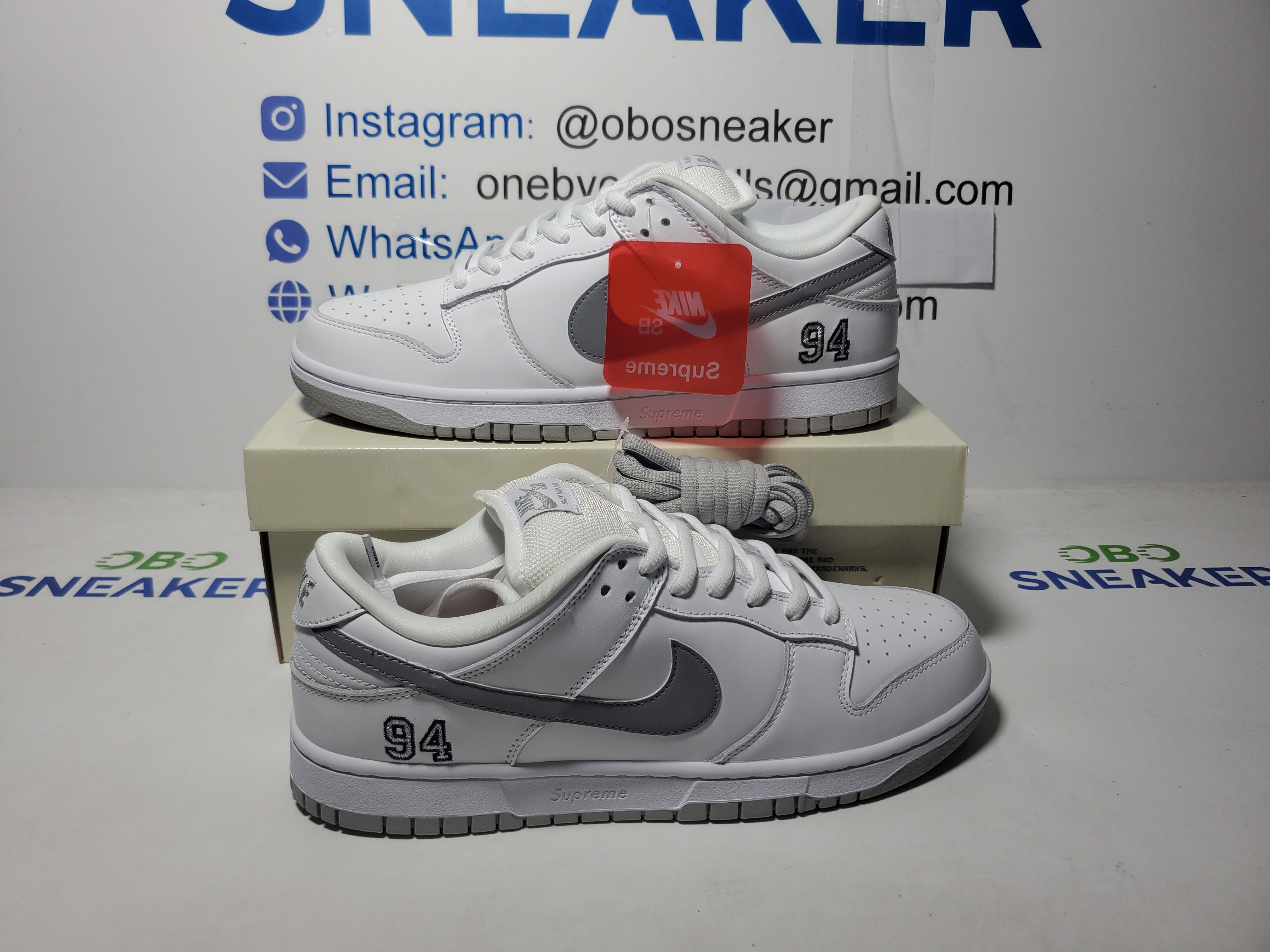 Nike Supreme x Dunk Low SB White Metallic Silver HQ8487-100  review Obosneaker 00