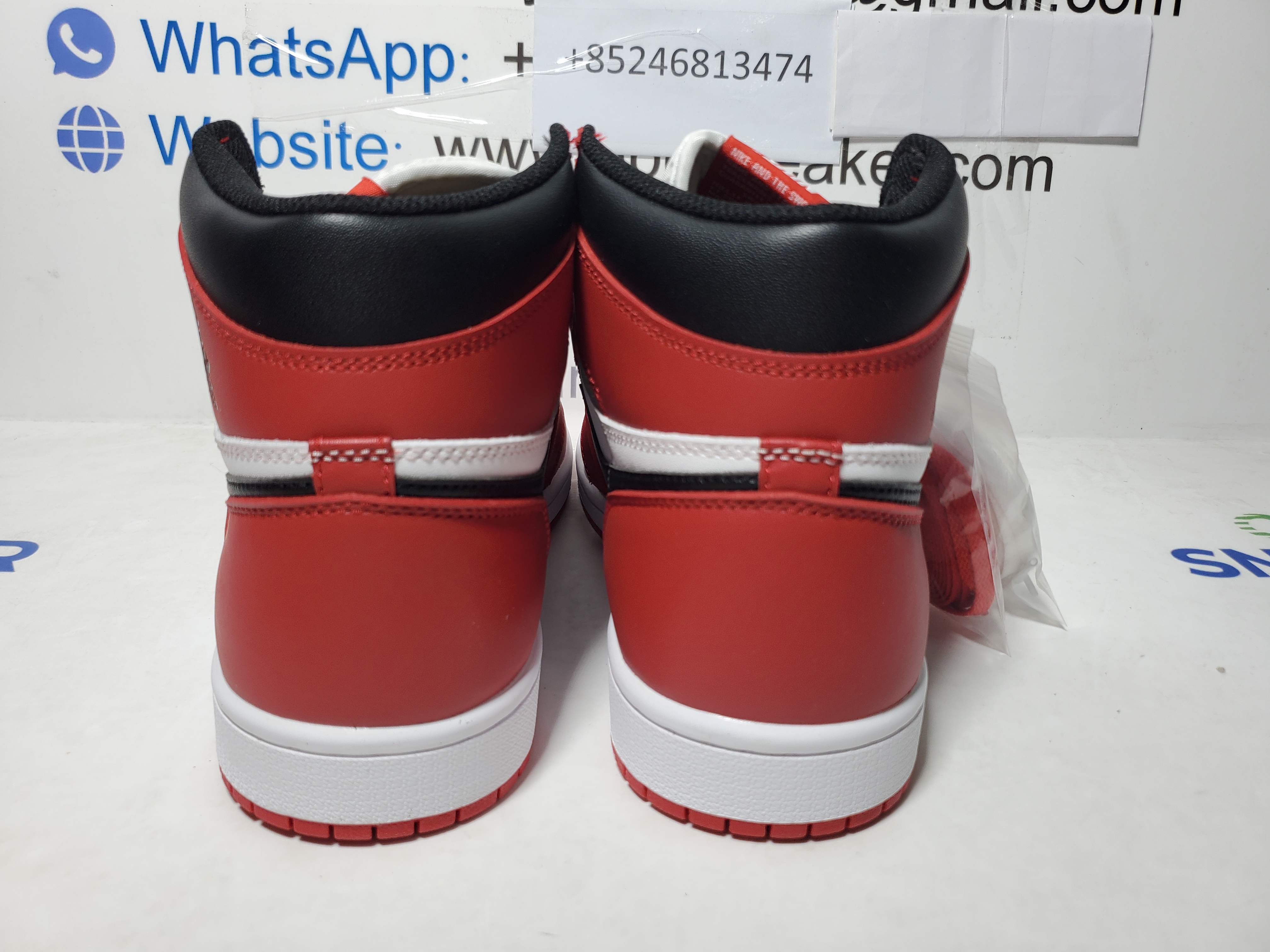 Air Jordan 1 Retro Chicago (2015) 555088-101  review Obosneaker 01