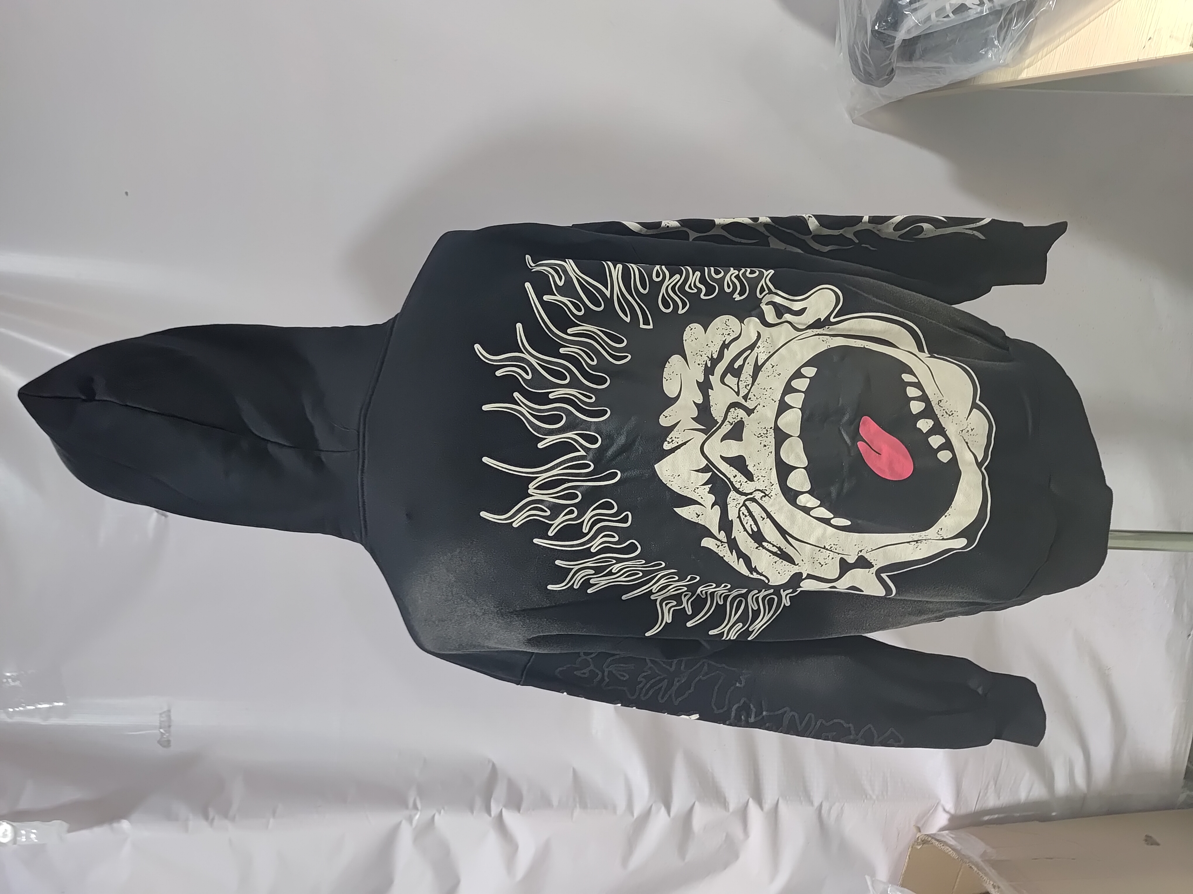 【FLASH SALE】Hellstar Hell Red Flare star Retro washed distressed Print Hoodie #2030 Black/Red review Obosneaker 04