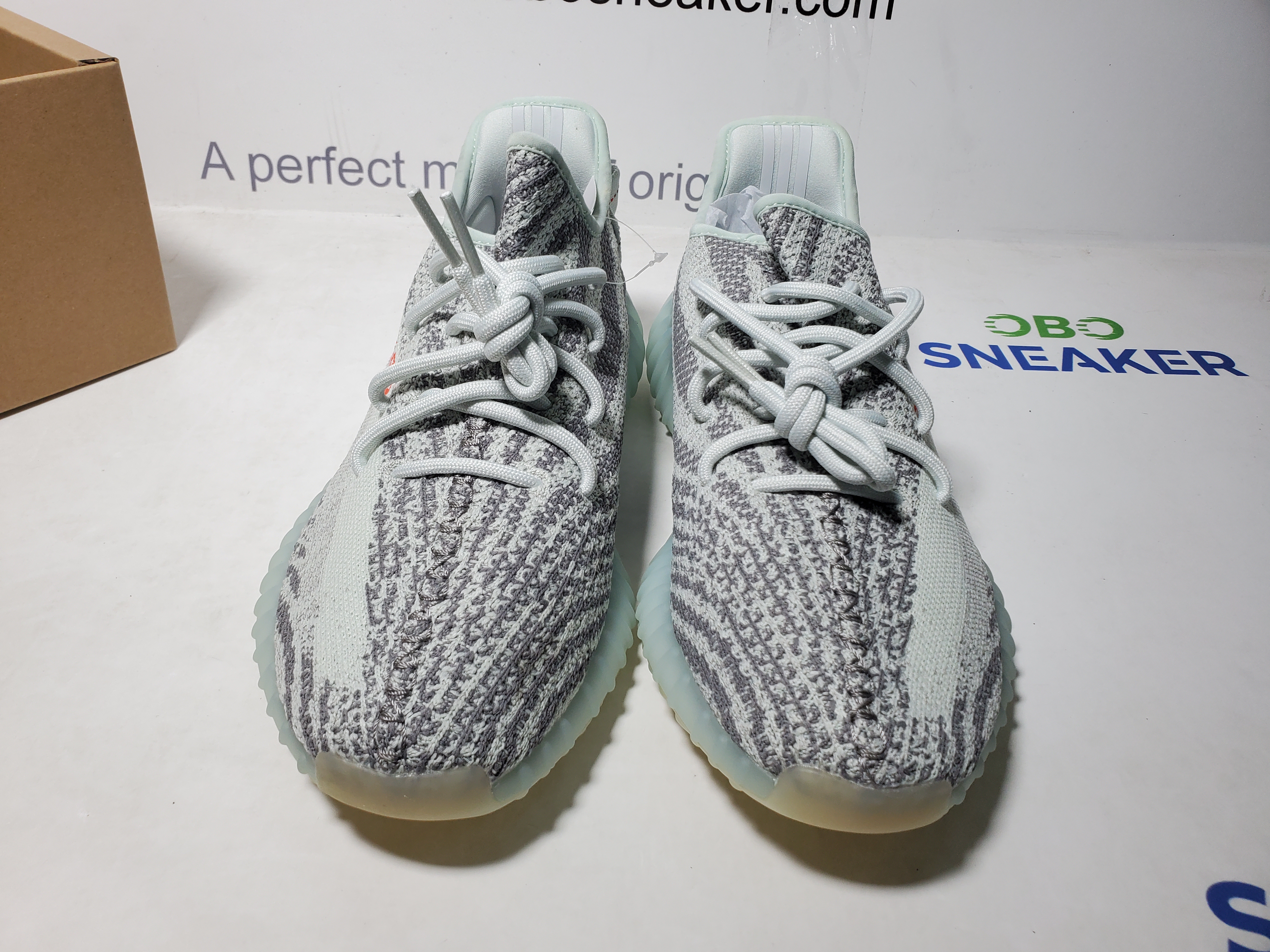 Adidas Yeezy Boost 350 V2 Blue Tint (2017/2023) B37571 review Obosneaker 03