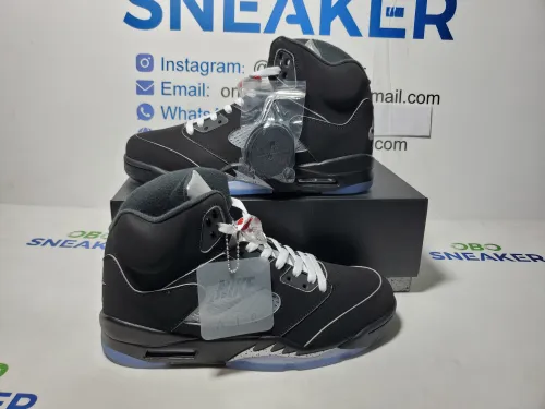 Air Jordan 5 Black Metallic Reimagined HF3975-001 review 