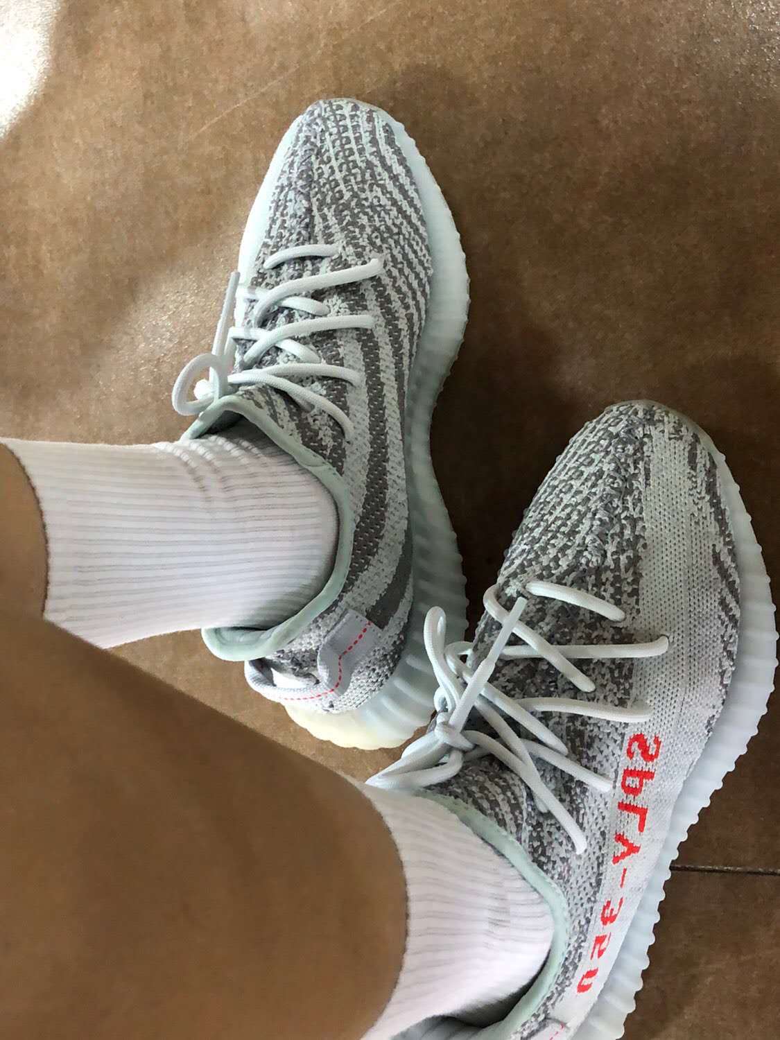 Adidas Yeezy Boost 350 V2 Blue Tint (2017/2023) B37571 review sgzc 01